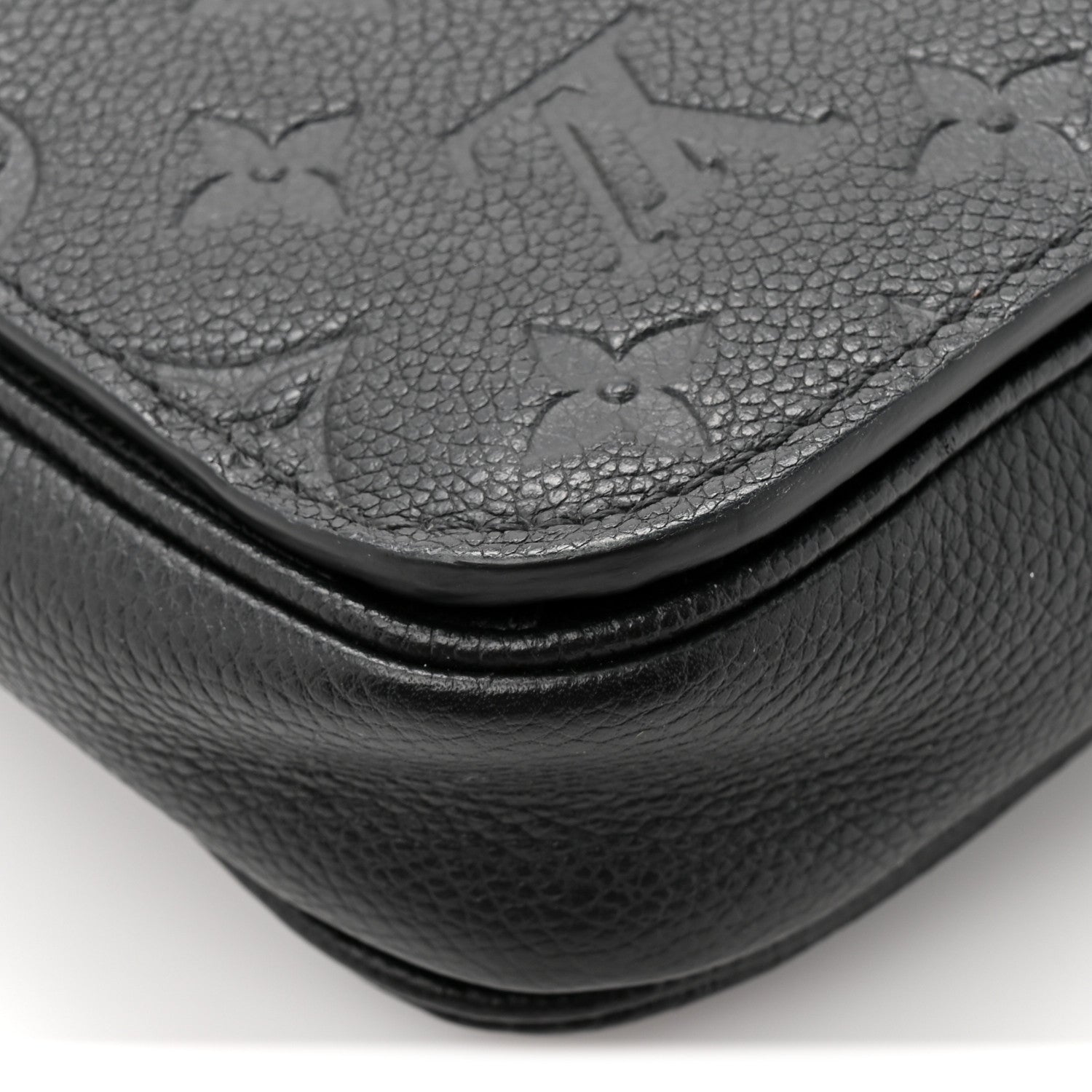 Louis Vuitton Empreinte Pochette Metis Black 12 of 12
