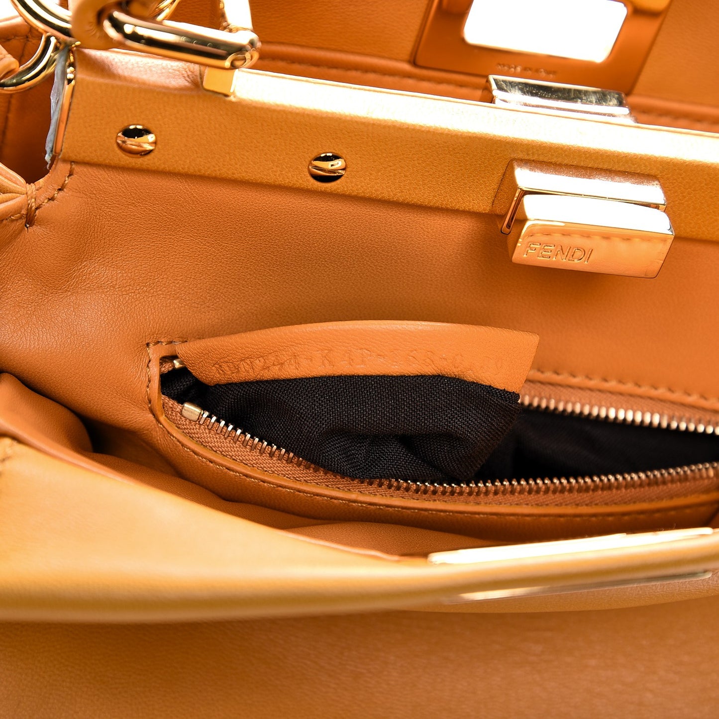 Nappa Mini Peekaboo Iconic Satchel Giallo Syrup