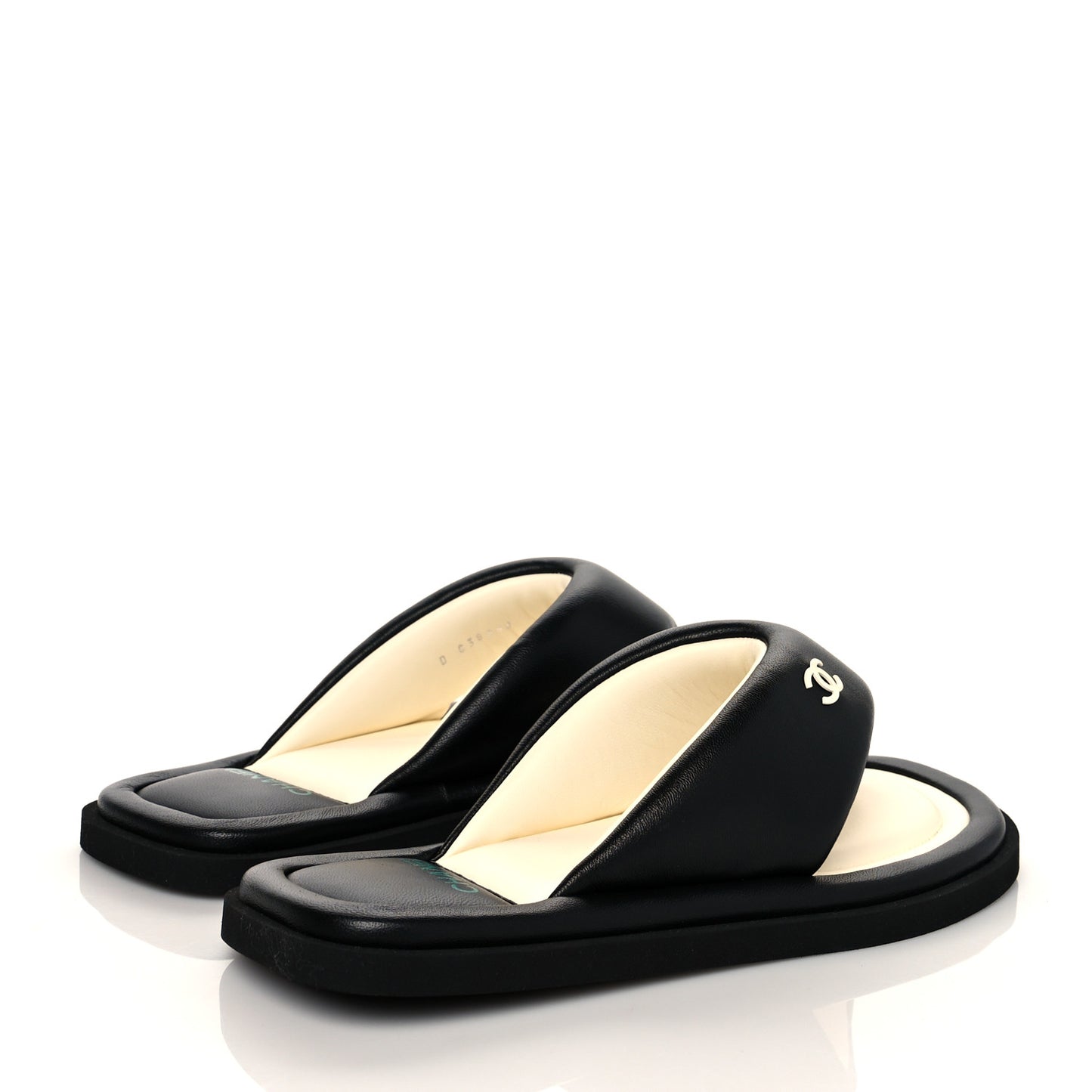 Lambskin Padded Pool Thong Sandals 36 Black