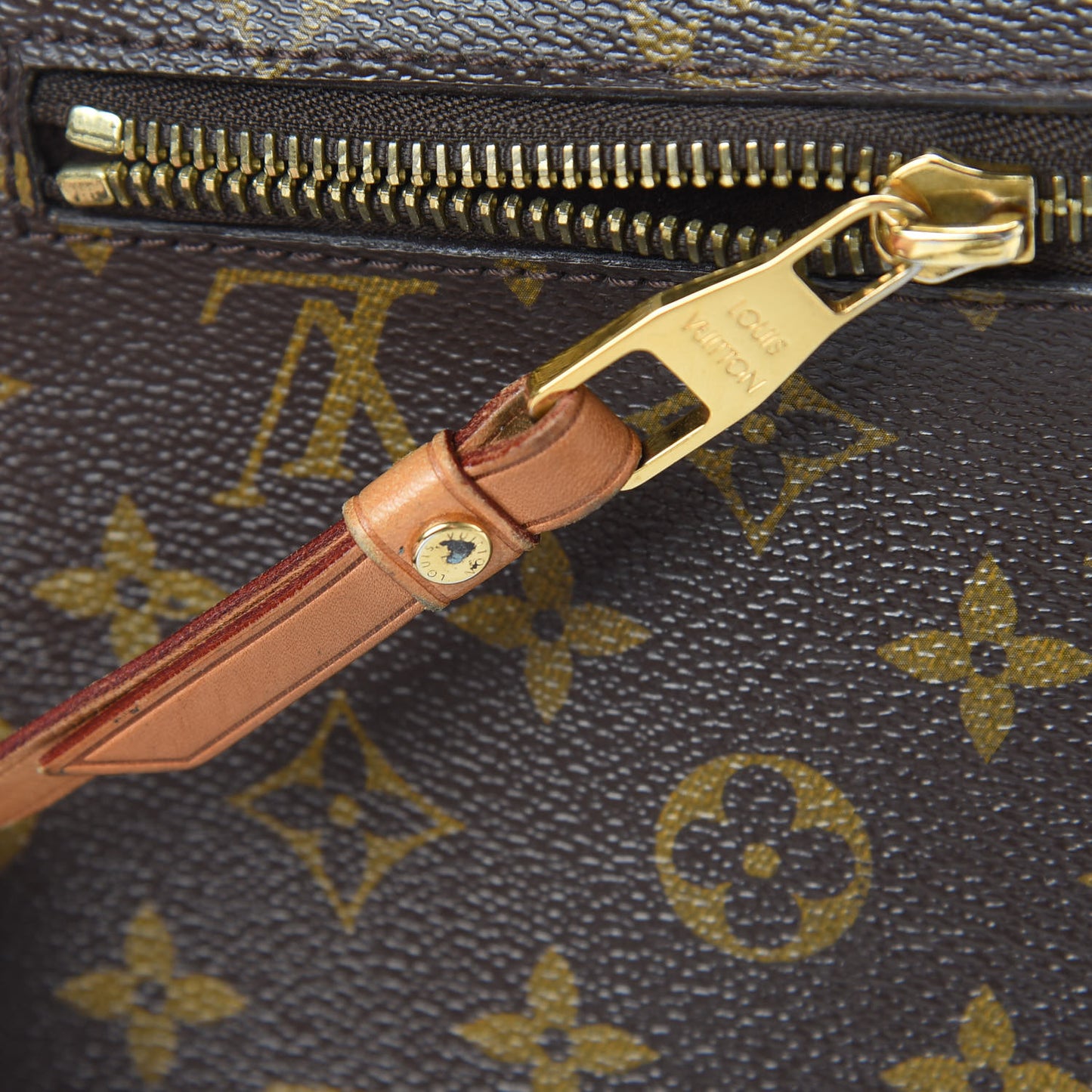 Monogram Pochette Metis