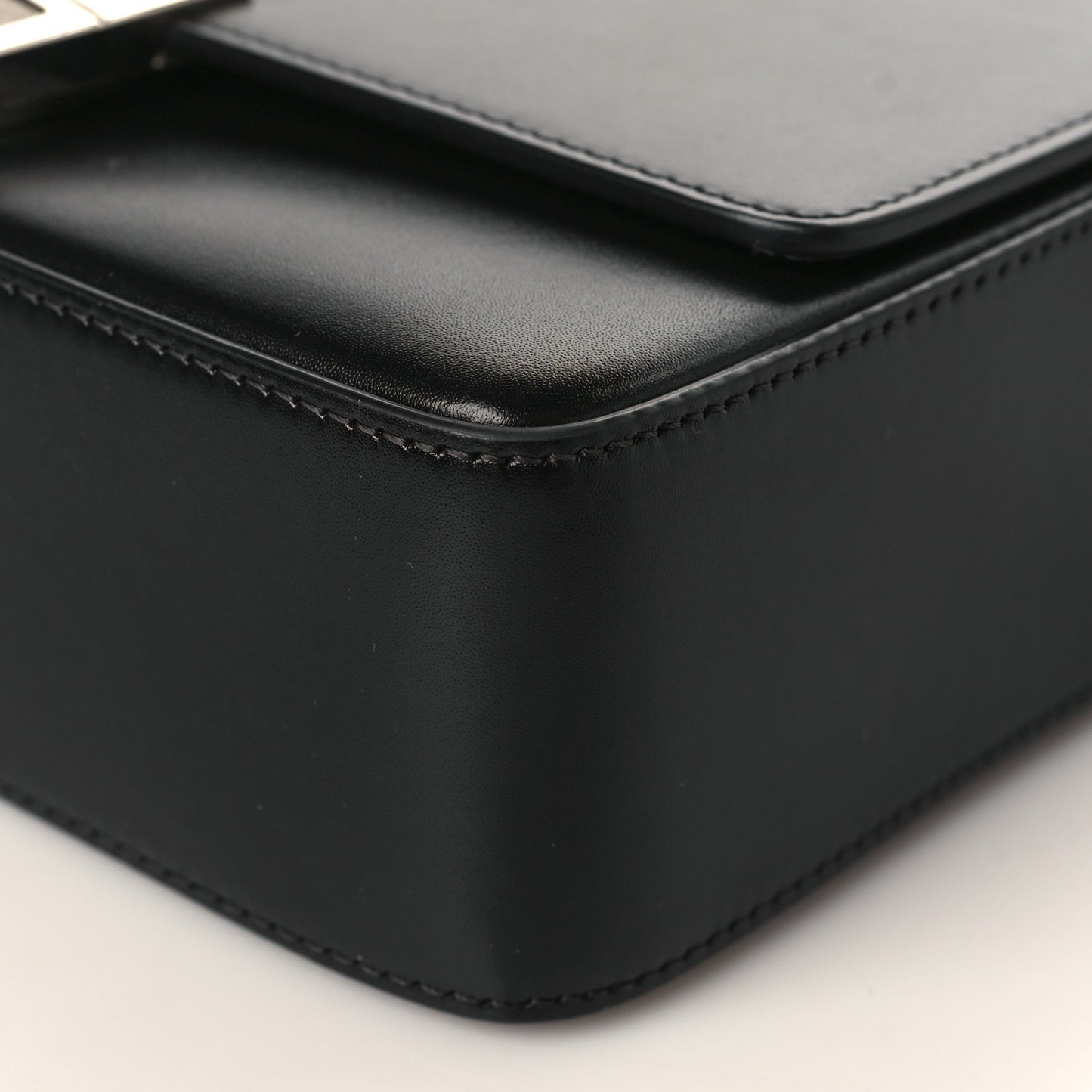 Box Calfskin Medium 4G Shoulder Bag Black