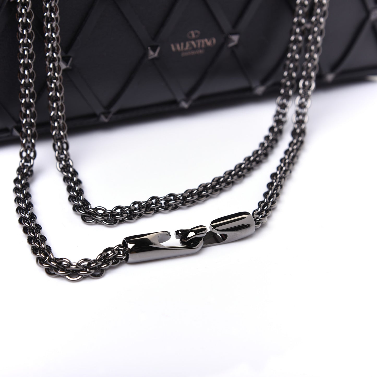 Smooth Calfskin Quilted Beehive Shoulder Bag Black