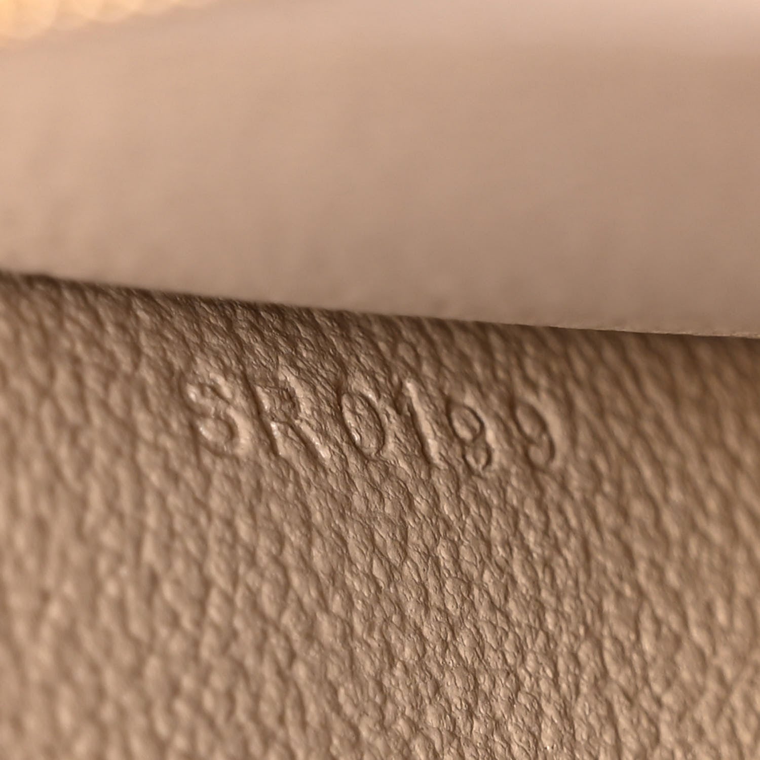 Louis Vuitton Monogram Giant Cosmetic Pouch Kaki 7 of 10