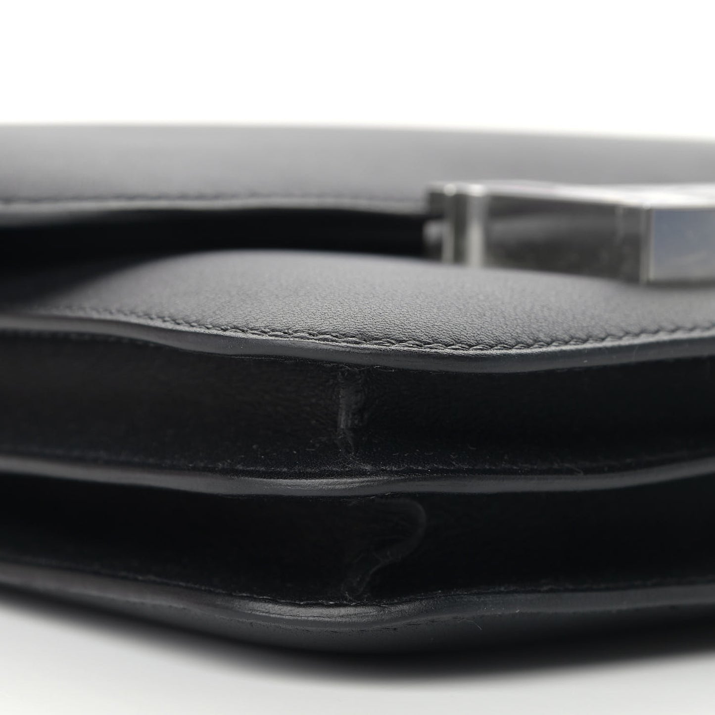 Swift Marble Constance 18 Black