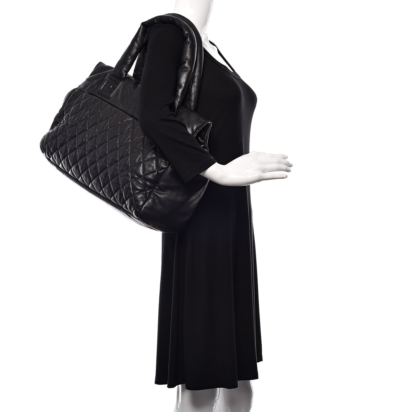 Caviar Quilted Large Coco Cocoon Tote Black