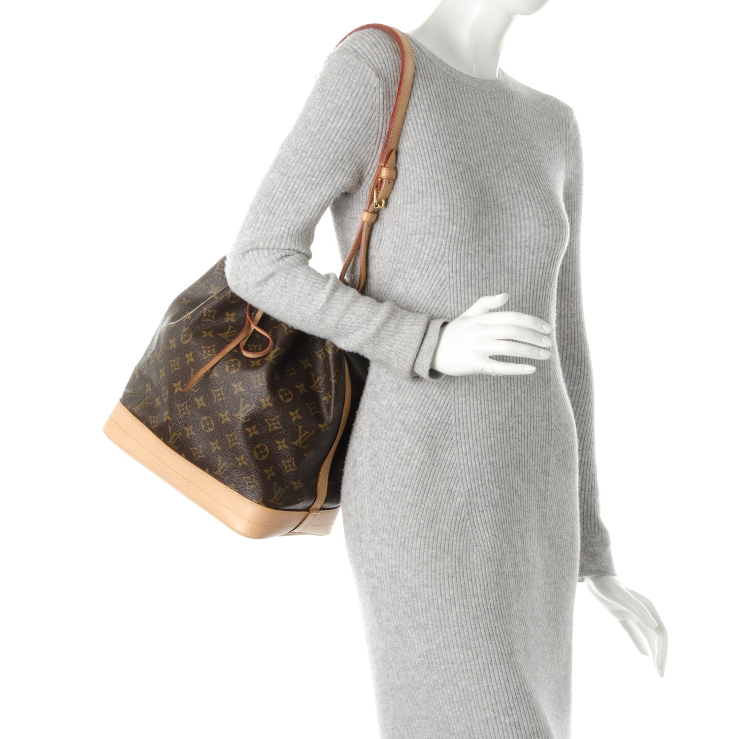 Louis Vuitton Monogram Noe 2 of 7