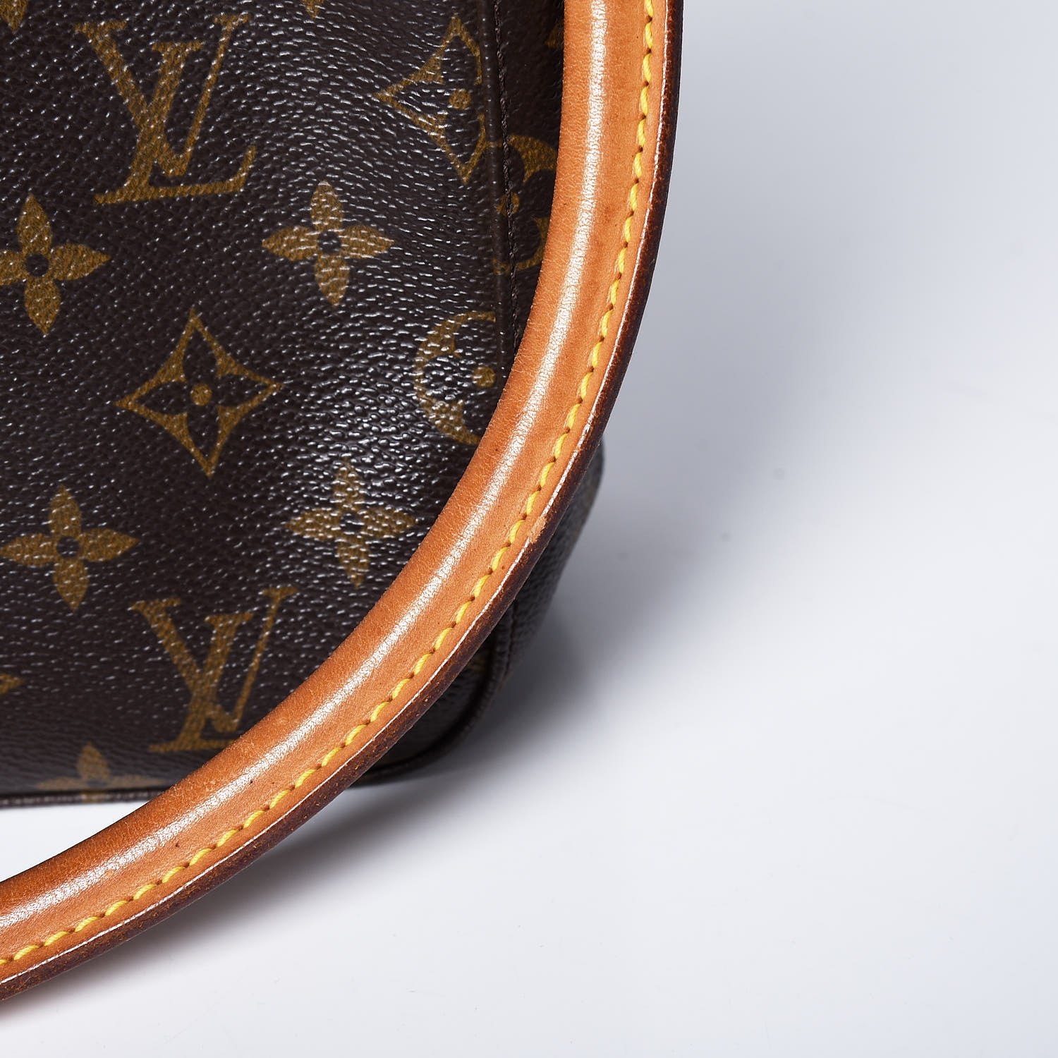 Louis Vuitton Monogram Looping MM 14 of 14