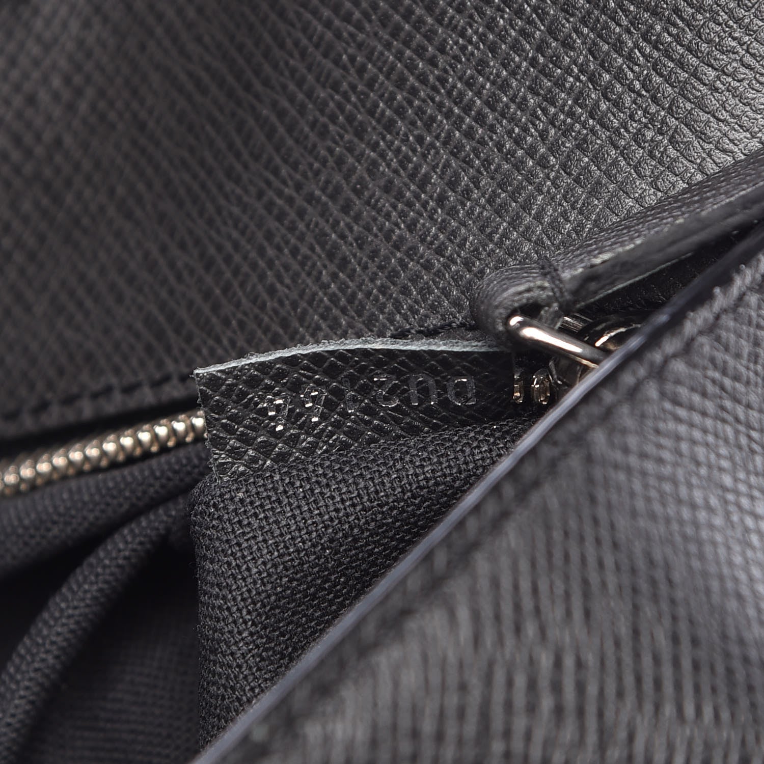 Louis Vuitton Taiga Porte-Documents Business PM Ardoise 7 of 14