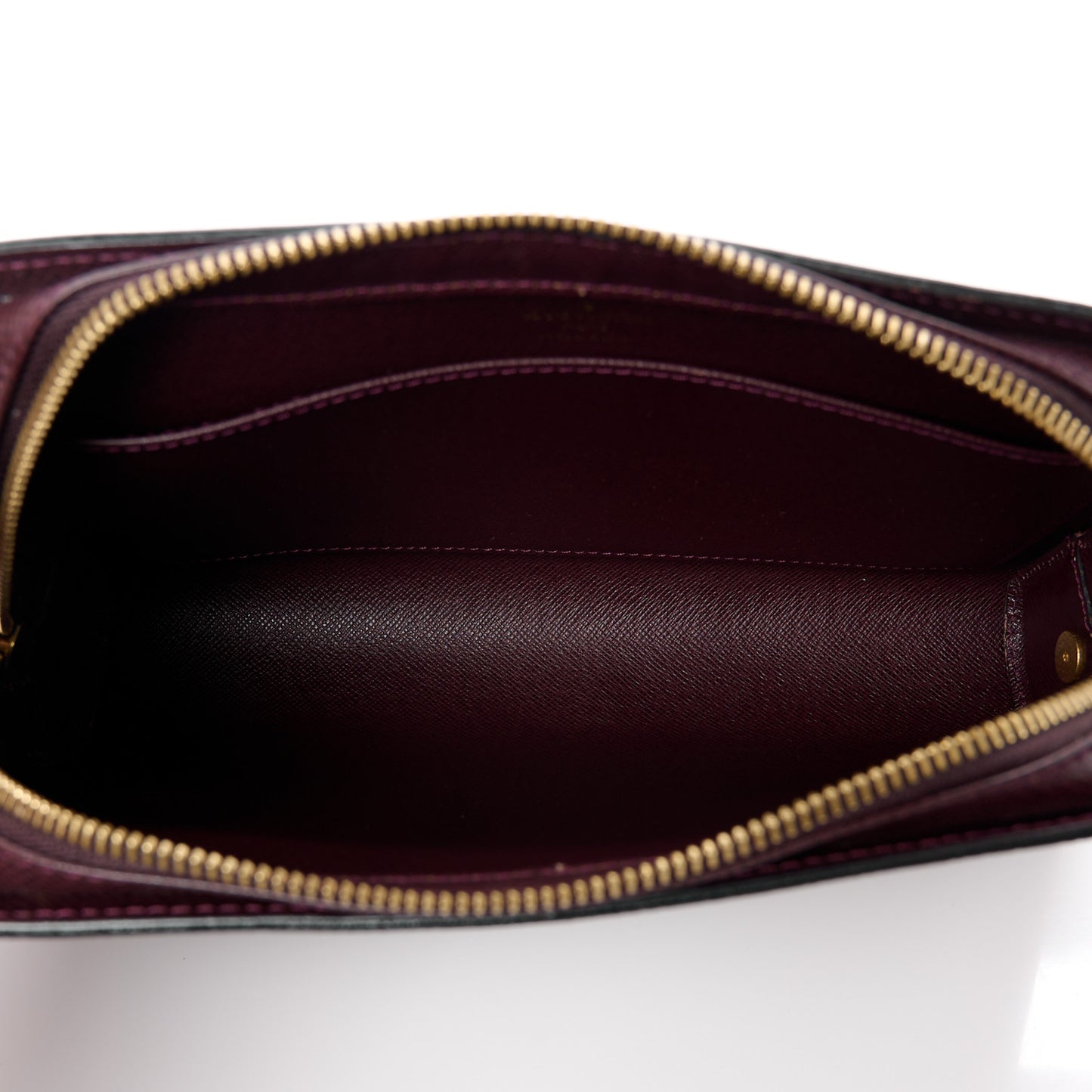 LOUIS VUITTON Taiga Baikal Pochette Acajou