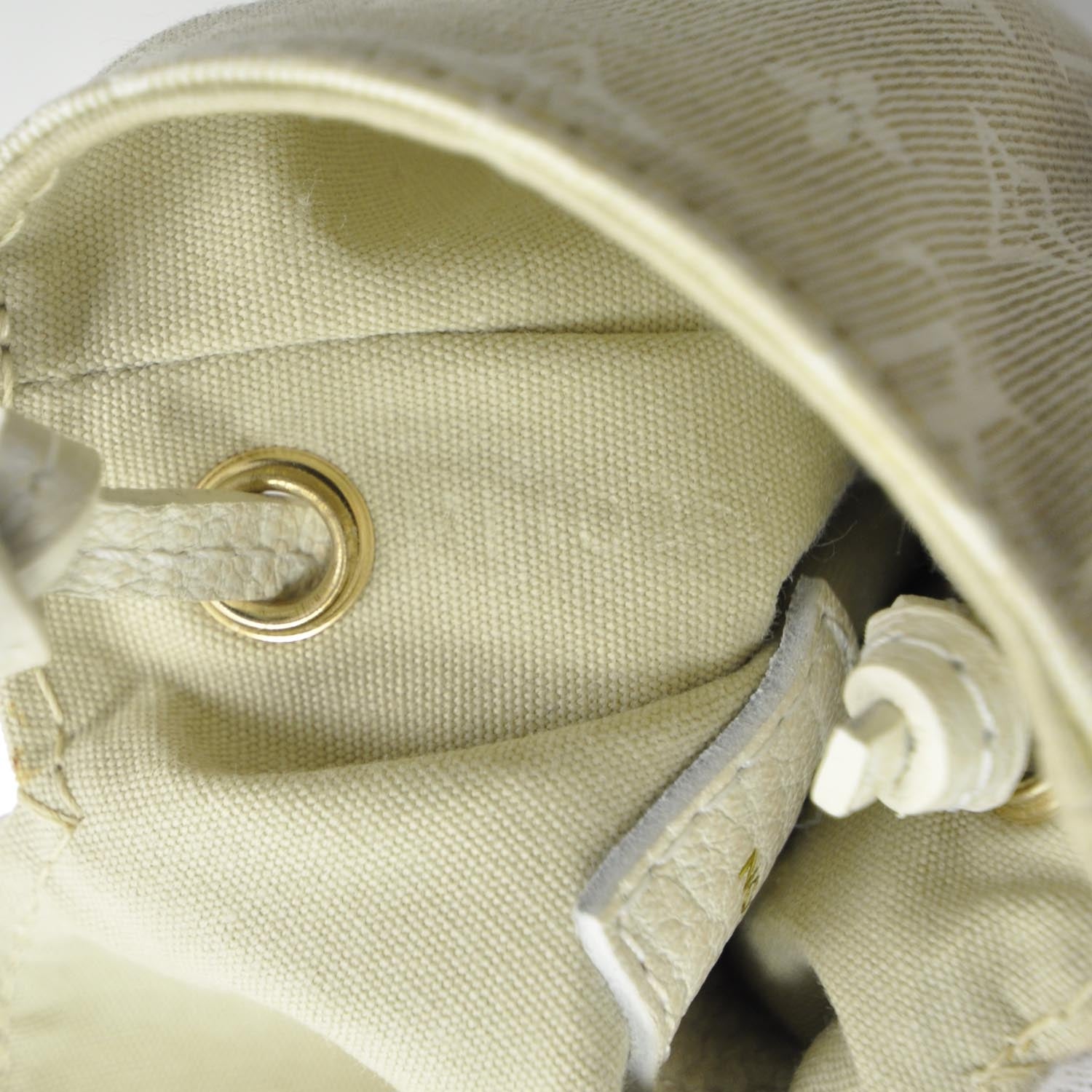 Louis Vuitton Monogram Mini Lin Pochette Cancun Dune 7 of 8