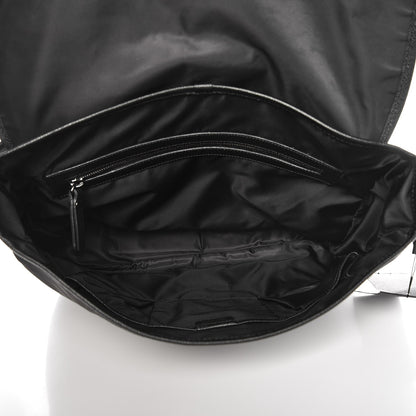 Burberry Smoked Check Medium Elgin Messenger Bag Black 13 of 17