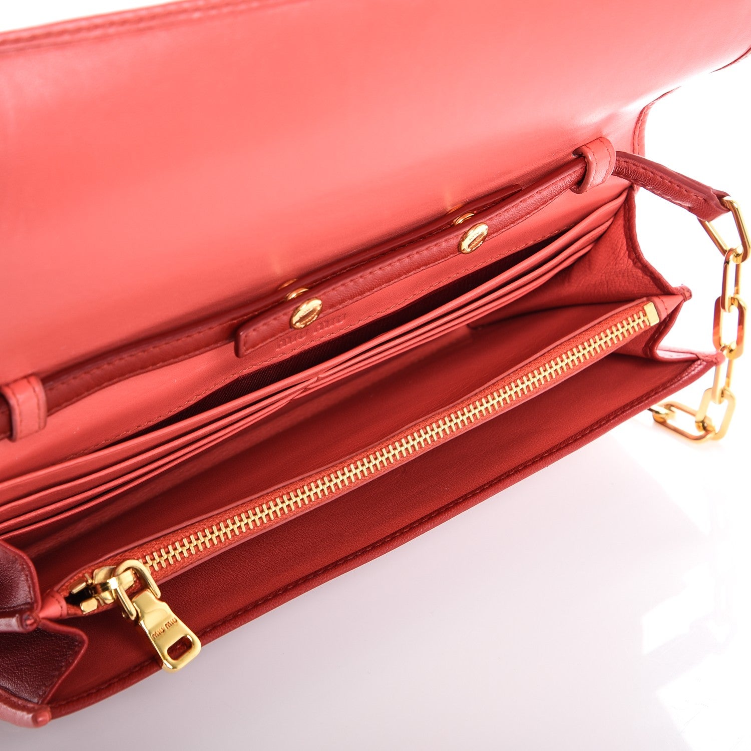 Miu Miu Nappa Matelasse Wallet On Chain Rosso 5 of 7