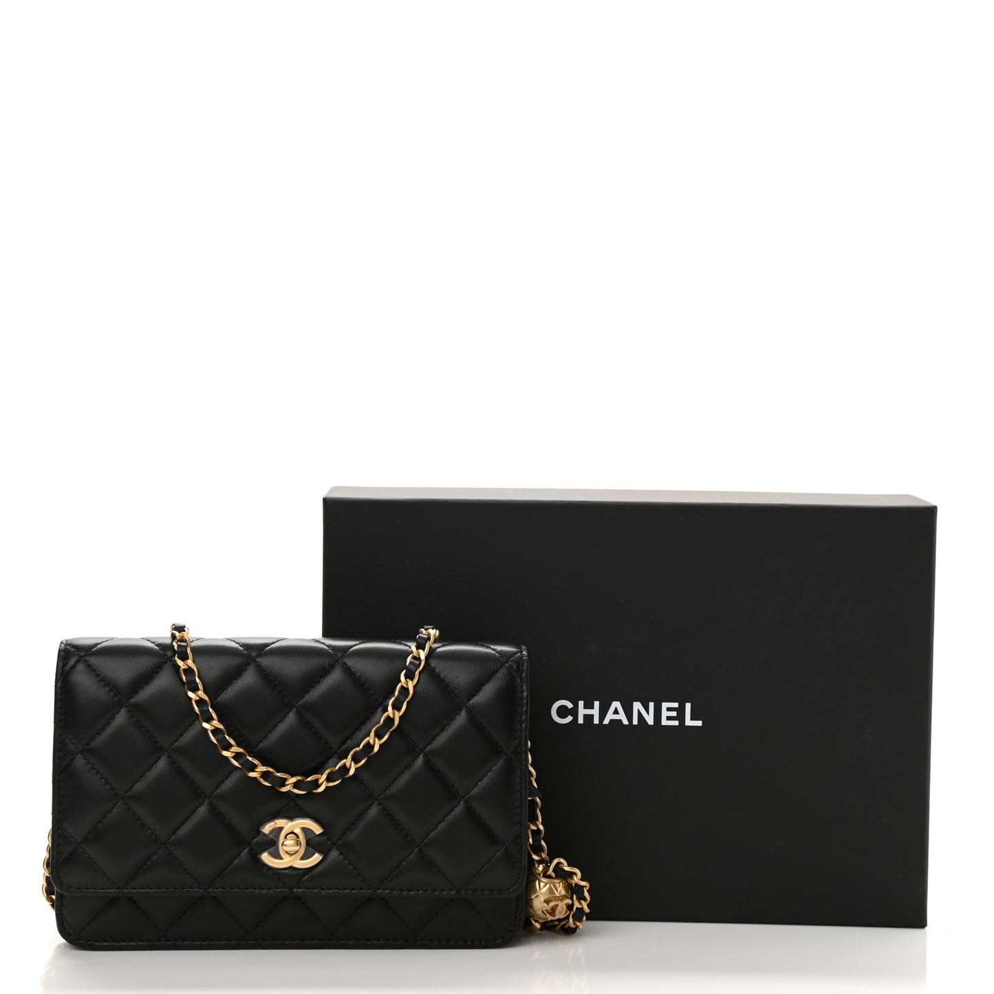 Lambskin Quilted CC Pearl Crush Wallet on Chain WOC Black