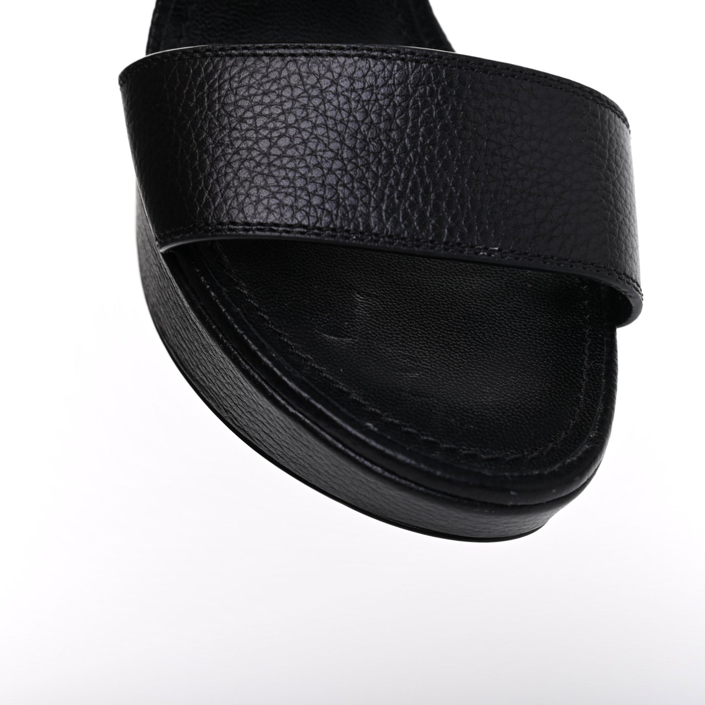 Grained Calfskin Horizon Platform Sandals 39 Black