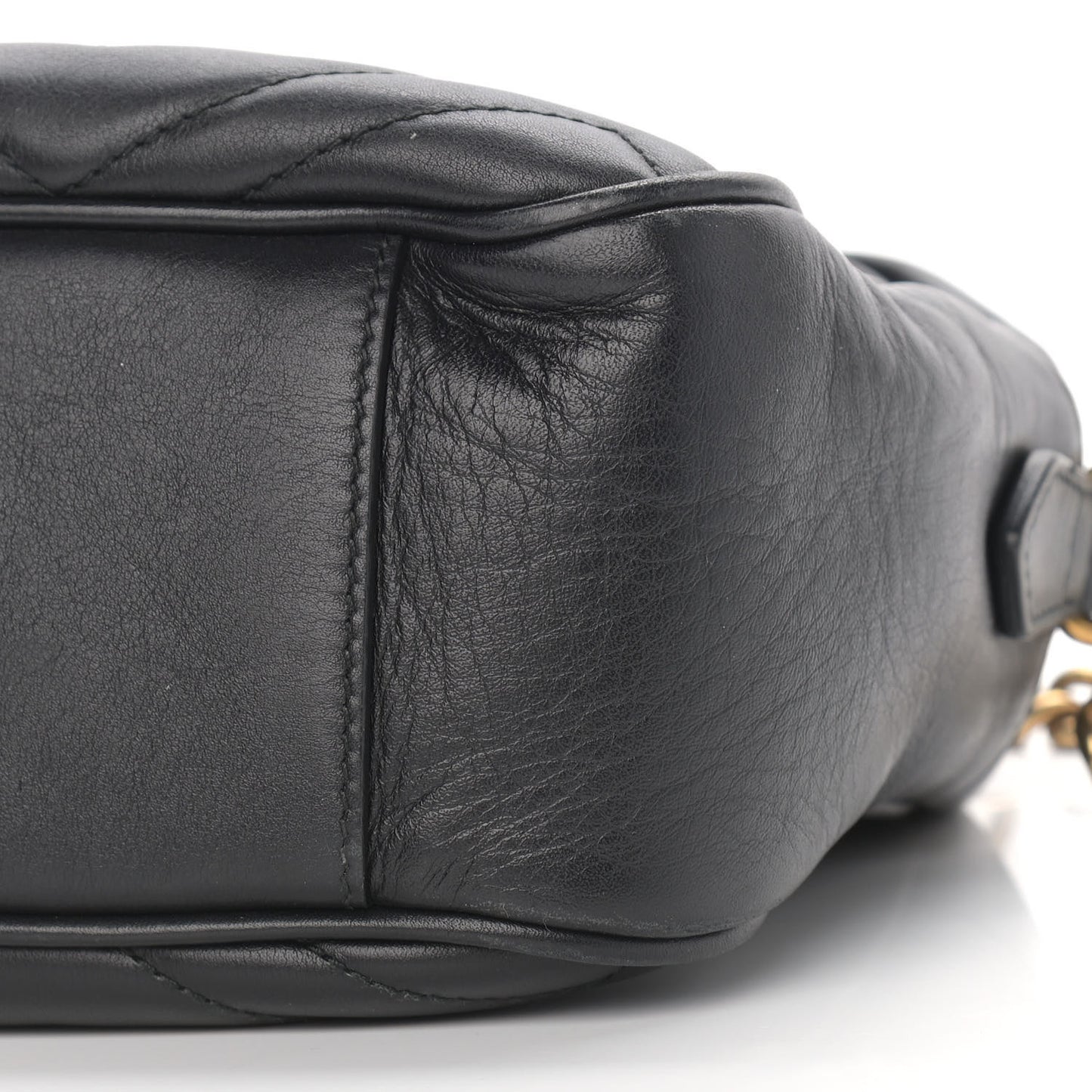 Calfskin Matelasse Medium GG Marmont Chain Shoulder Bag Black