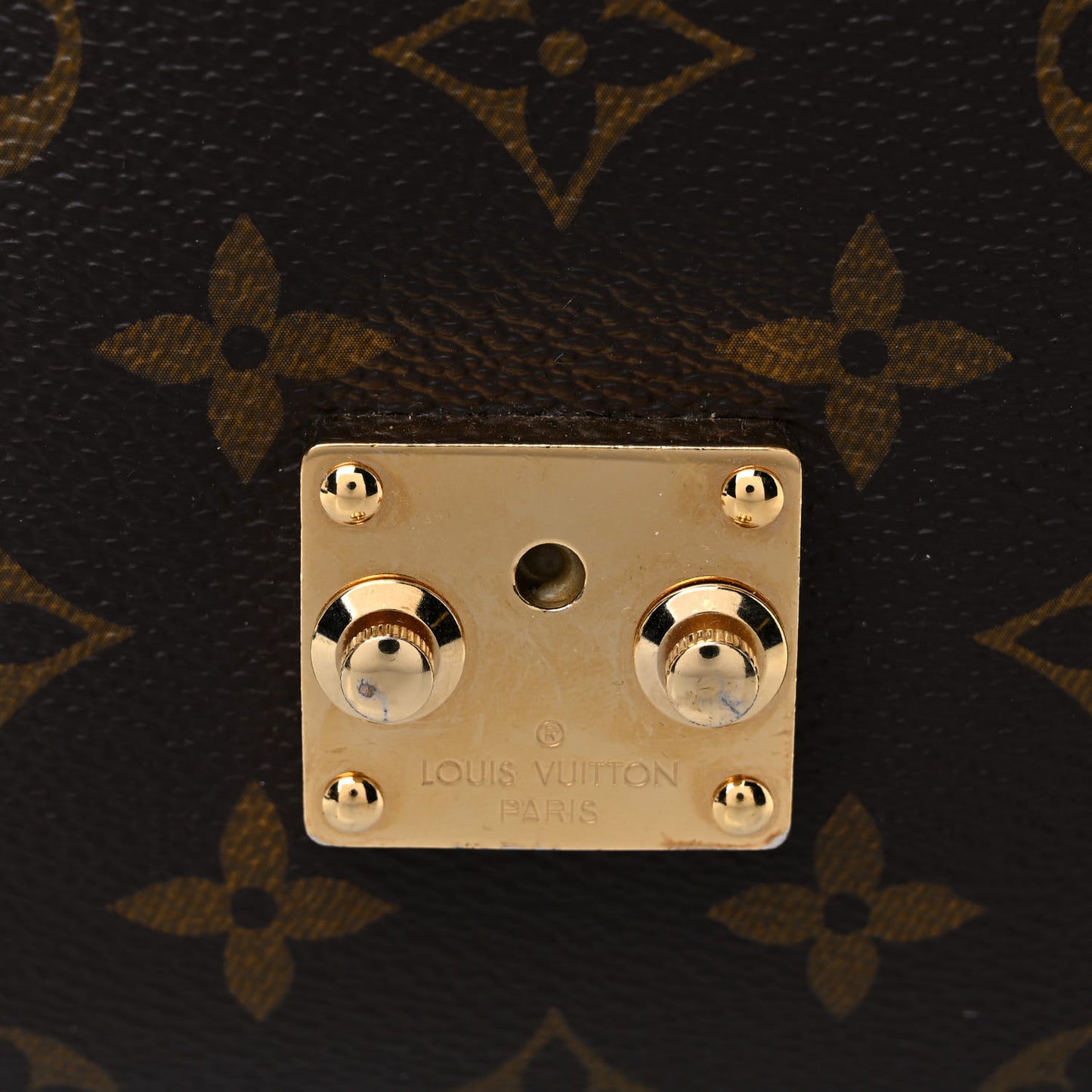 Monogram Pochette Metis