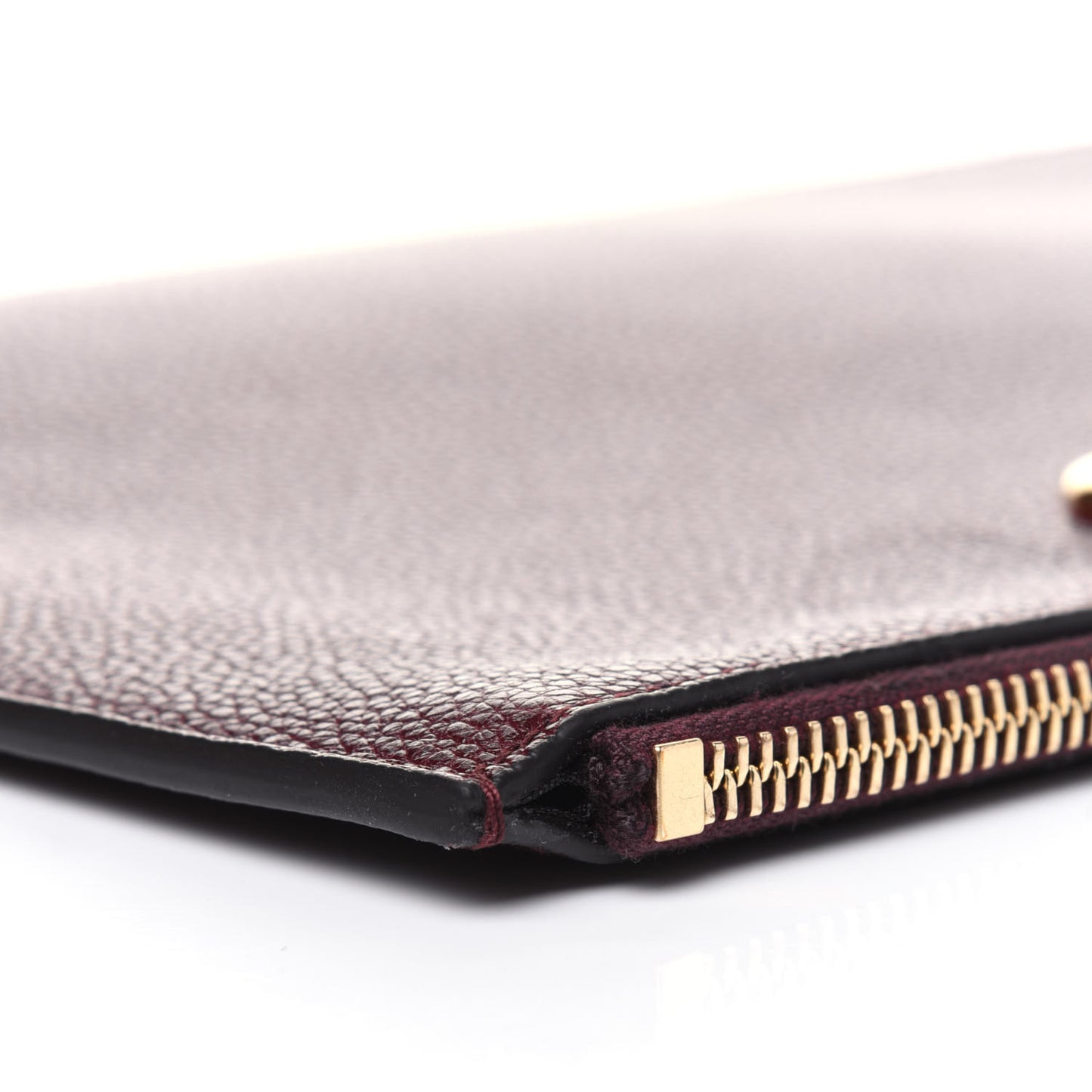 Grainy Calfskin Zumi Zip Pouch Vintage Bordeaux