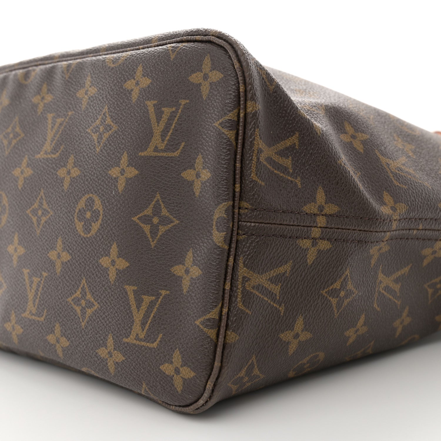 Louis Vuitton Monogram Neverfull MM 9 of 9