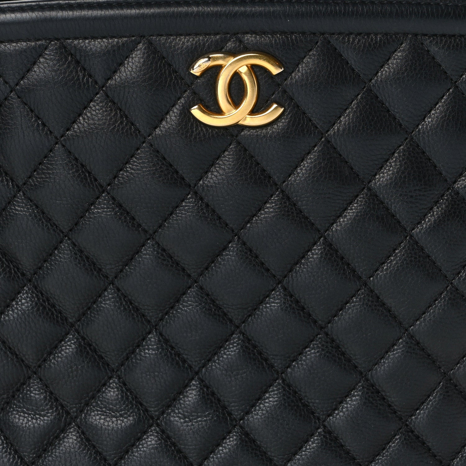 Chanel Calfskin Quilted CC Medium Vanity Case Black 8 of 14
