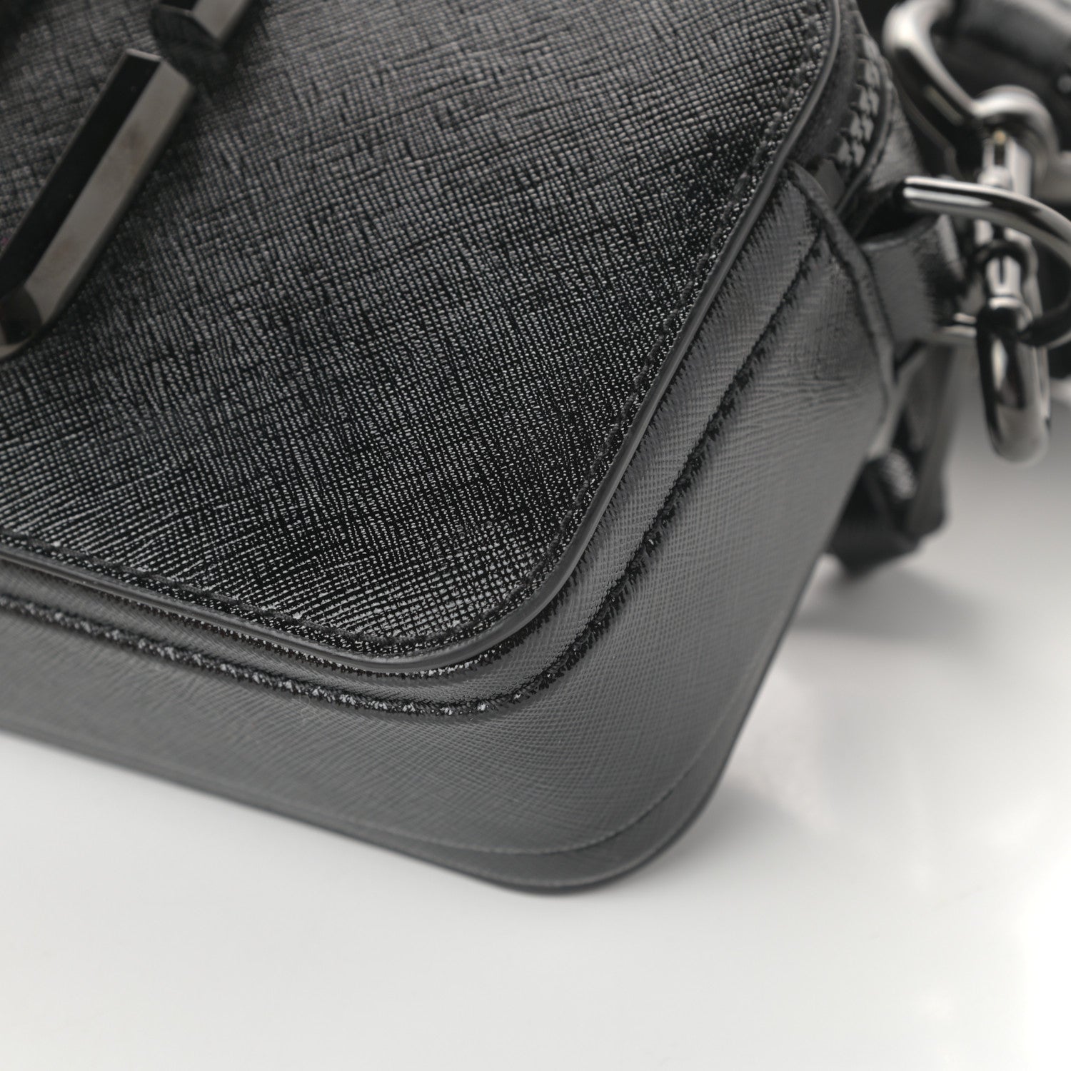Marc Jacobs Saffiano Snapshot Camera Bag Black 9 of 9
