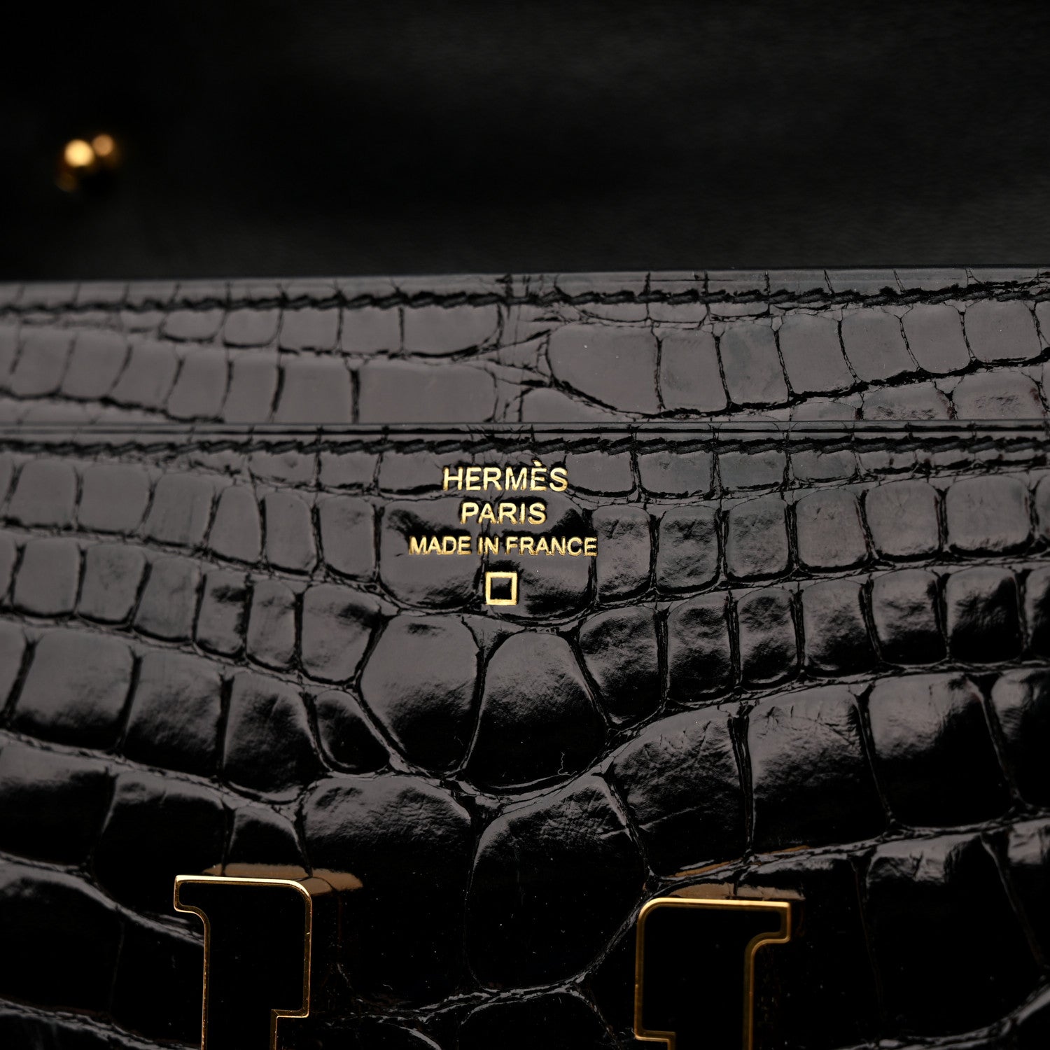 Hermes Shiny Alligator Enamel Constance Long Wallet To Go Black 7 of 8