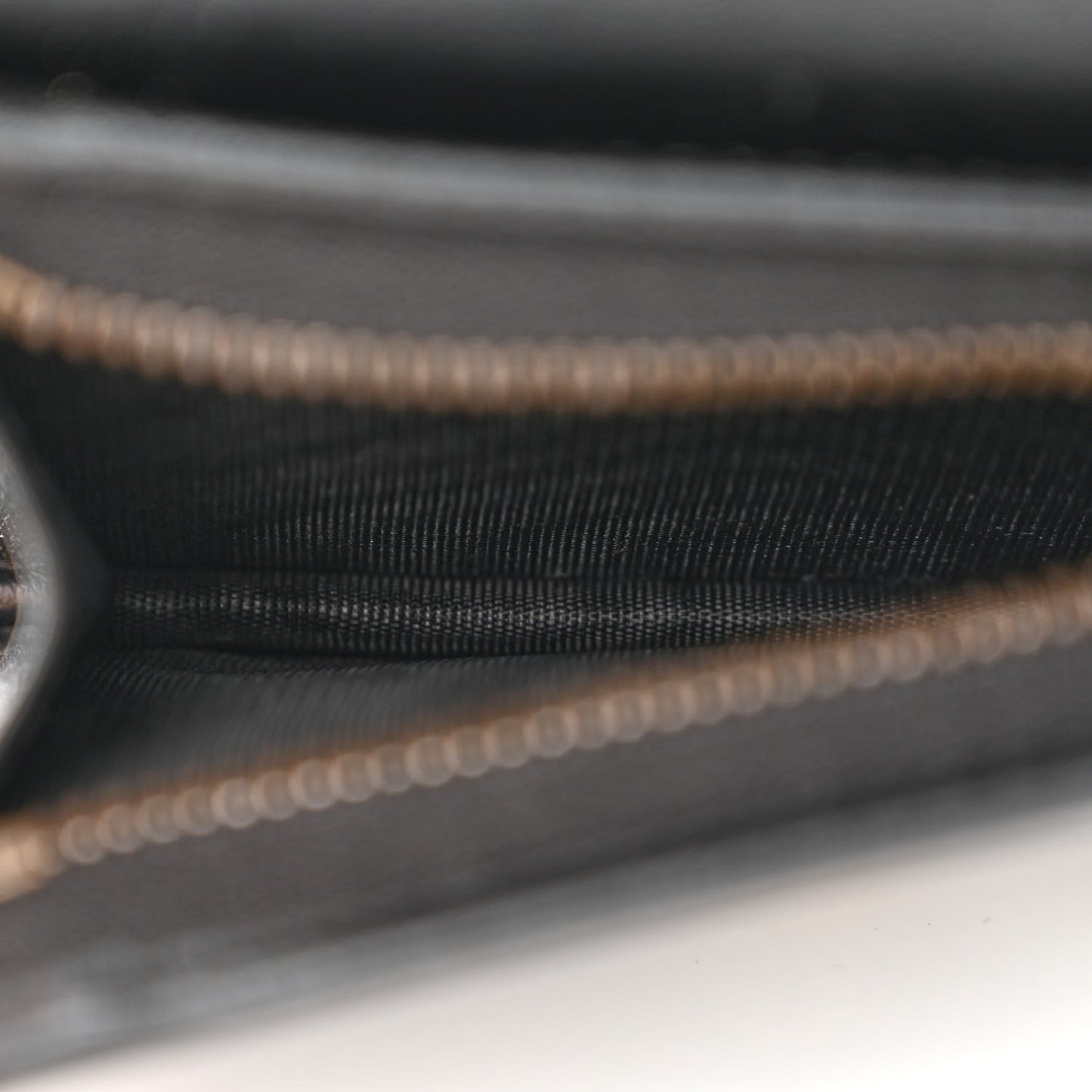 Calfskin Matelasse GG Marmont Mini Wallet On Chain Black