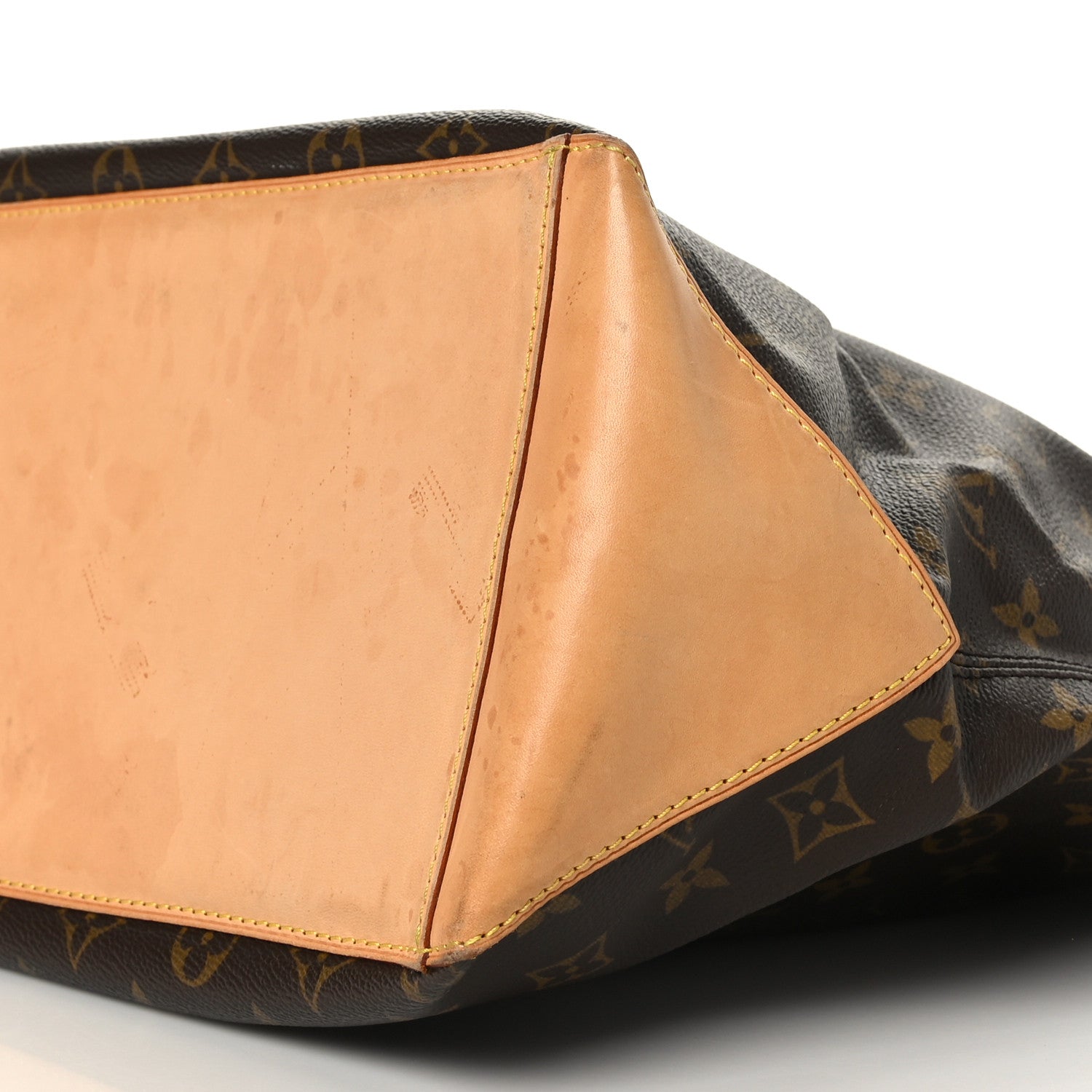 Louis Vuitton Monogram Cabas Mezzo 7 of 7