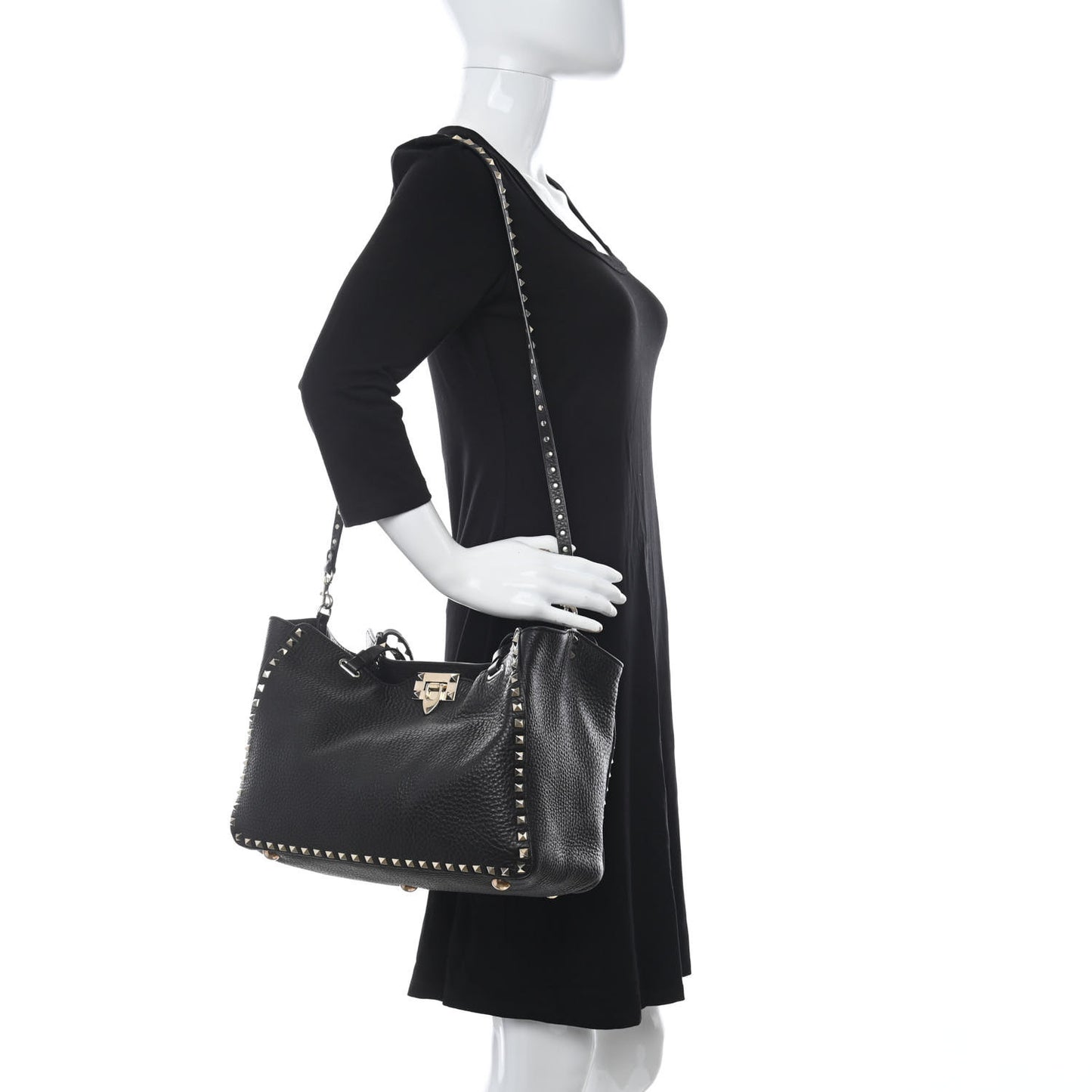 Pebbled Calfskin Medium Rockstud Tote Black