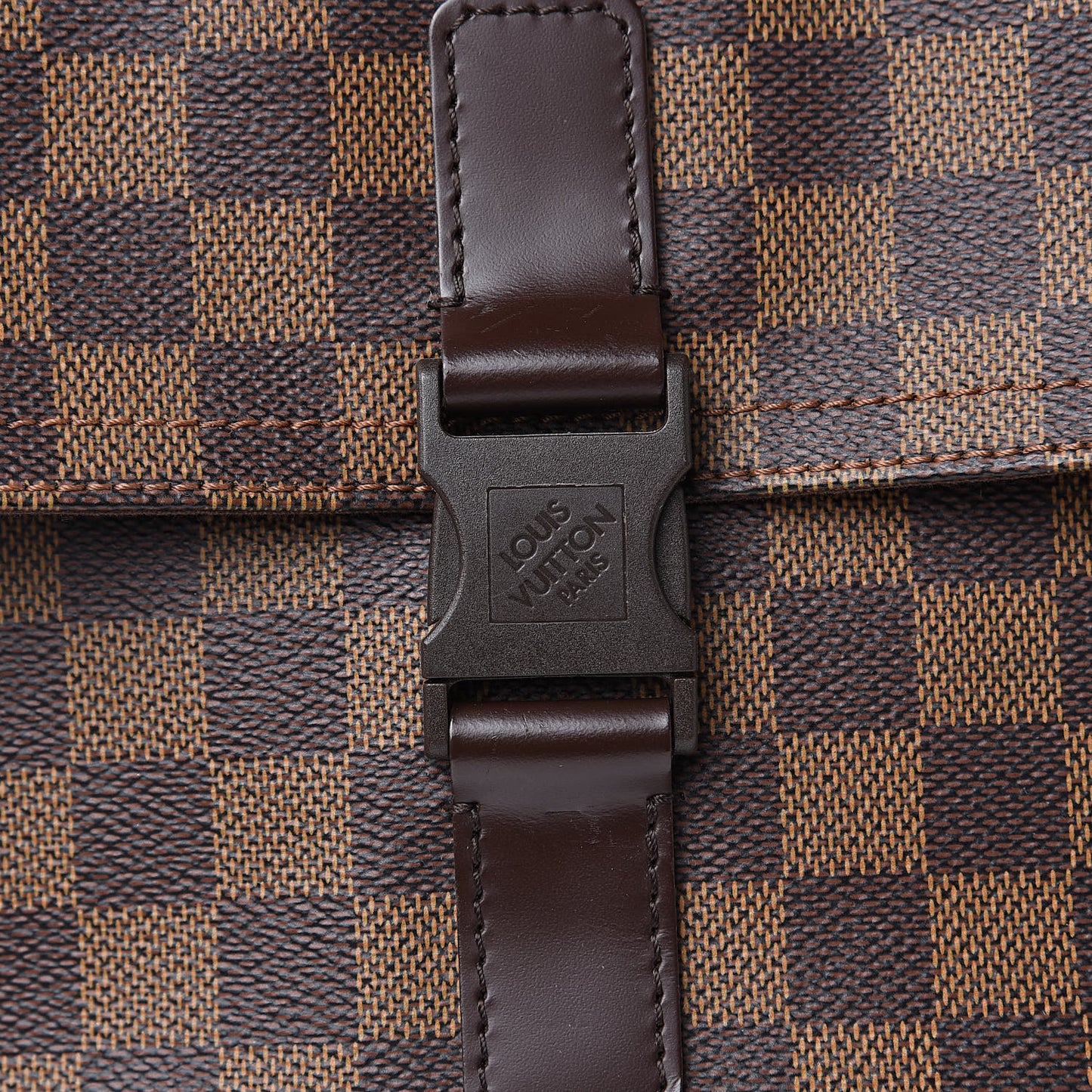Damier Ebene Pochette Melville