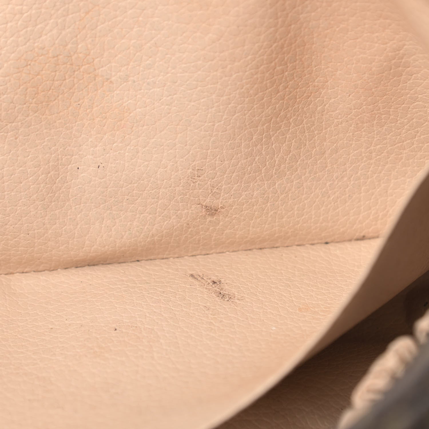 Louis Vuitton Monogram Trousse Toilette 28 11 of 13