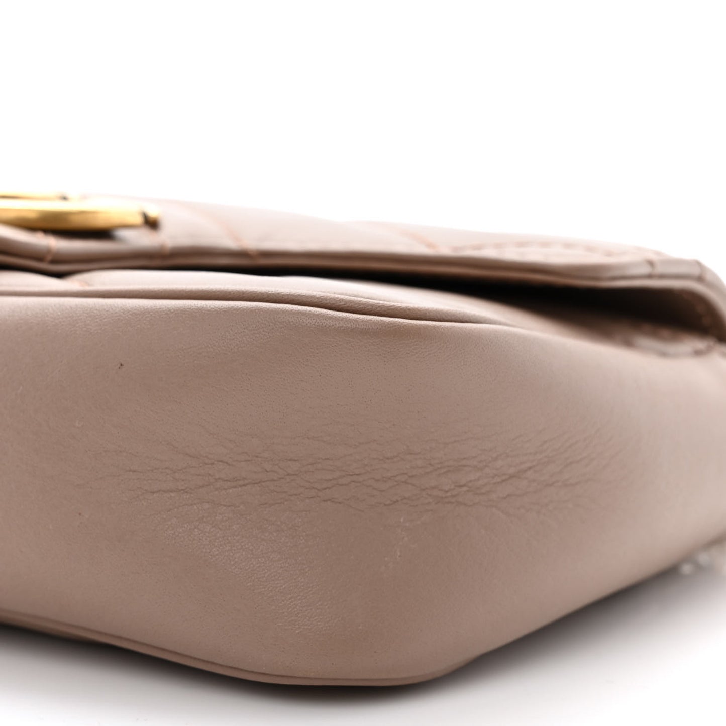 Calfskin Matelasse Super Mini GG Marmont Shoulder Bag Porcelain Rose