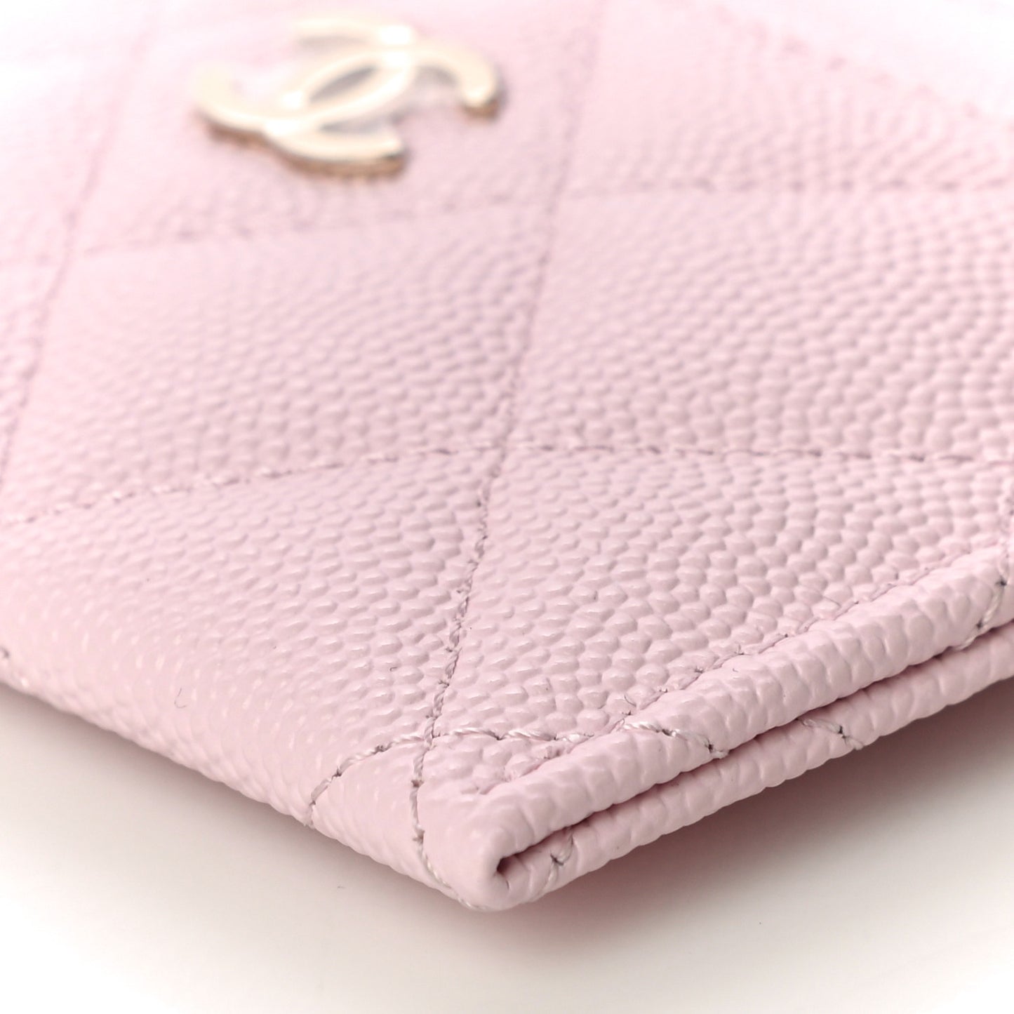 Caviar Quilted Card Holder Light Pink