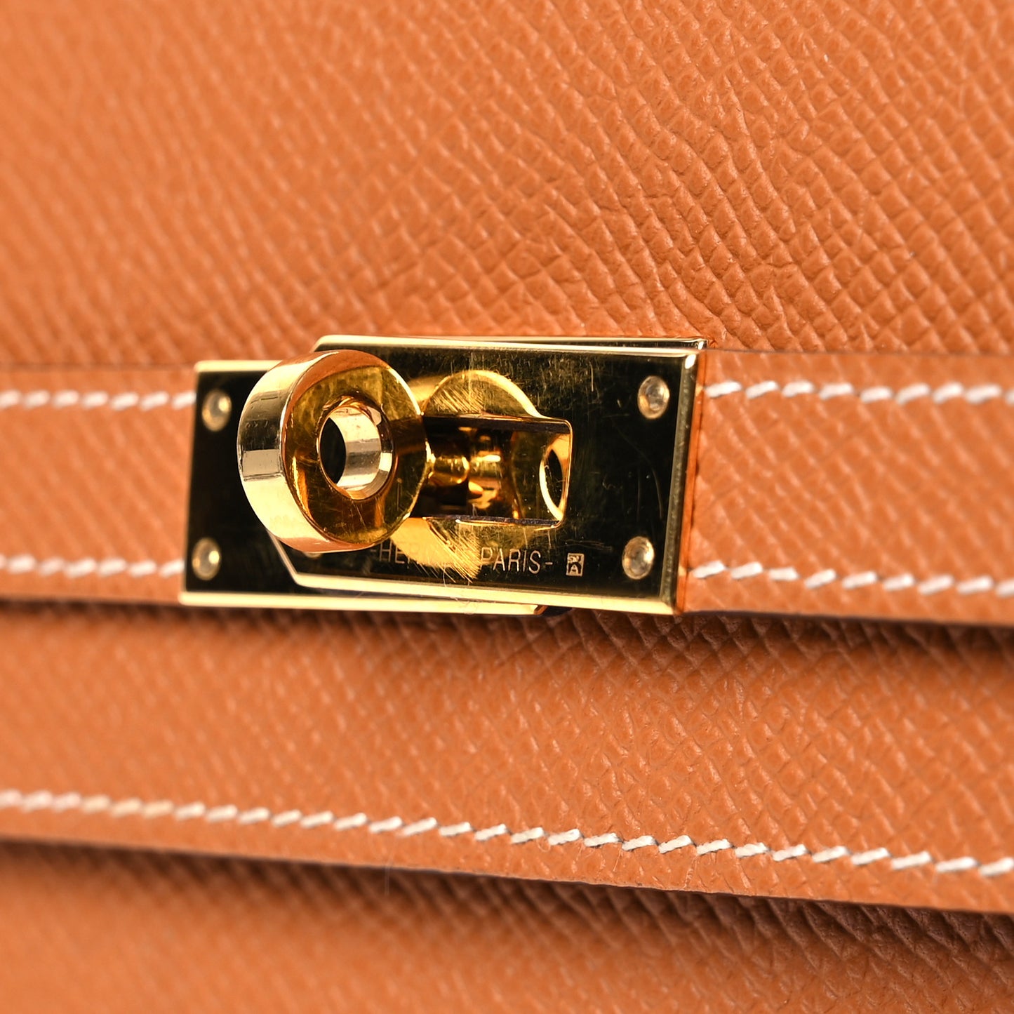 Epsom Kelly Wallet To Go Gold