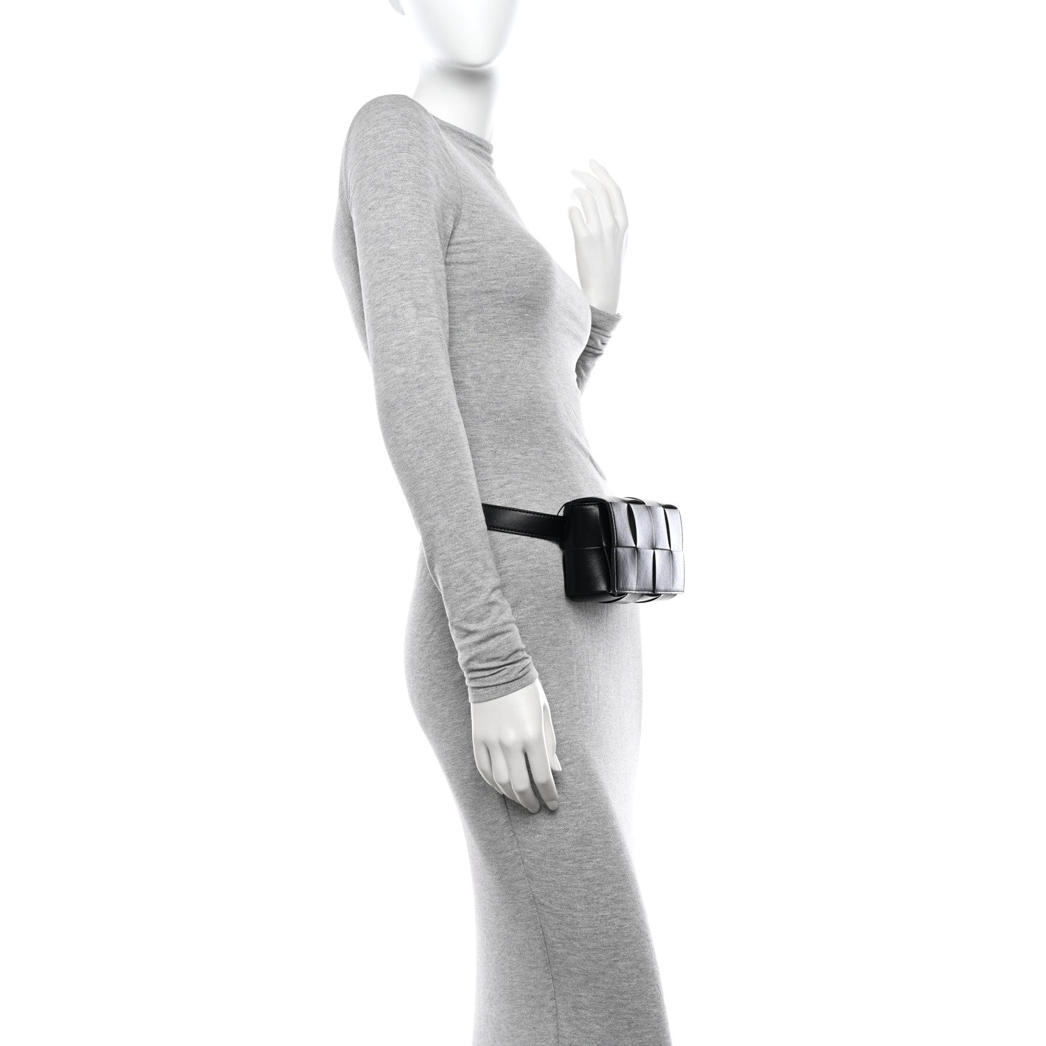 Bottega Veneta Nappa Maxi Intreccio The Belt Cassette Bag Black 2 of 9