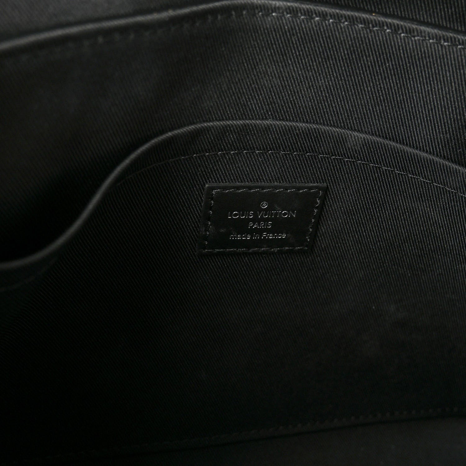 Louis Vuitton Taurillon Monogram Trunk Messenger Black 6 of 10
