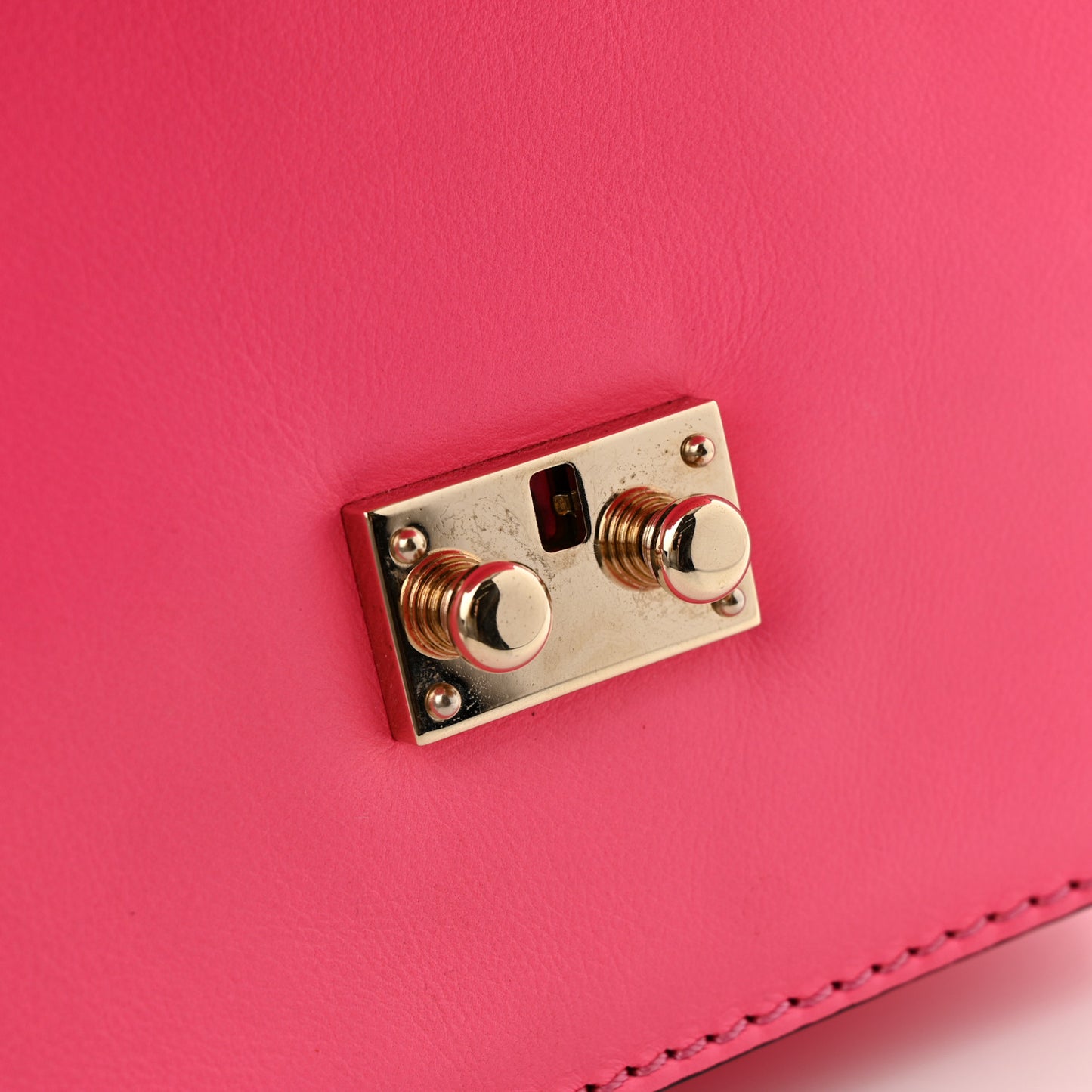 Vitello Small Glam Lock Rockstud Flap Deep Fuxia