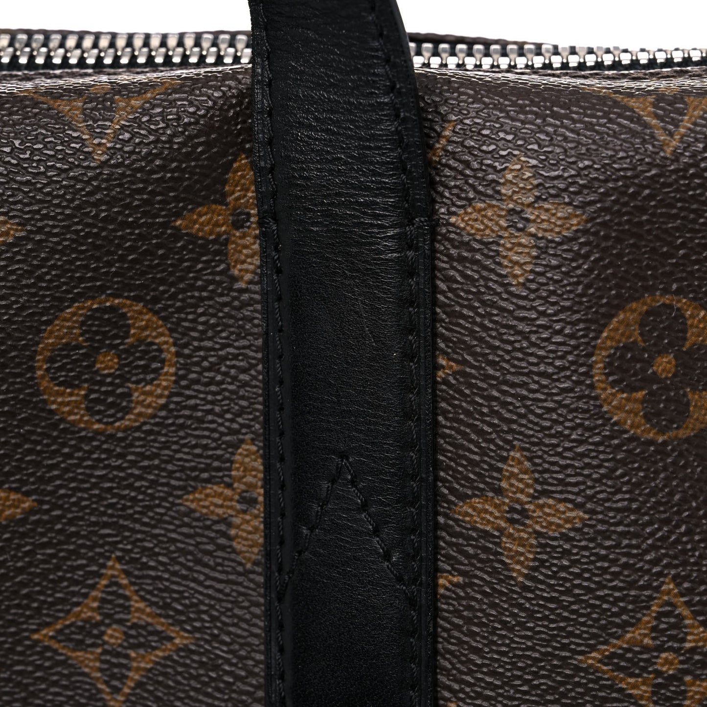 Monogram Macassar Kitan