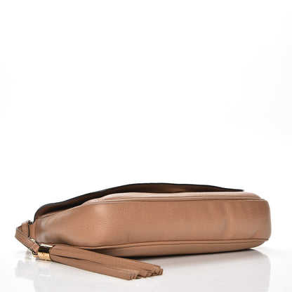 Gucci Pebbled Calfskin Medium Soho Flap Crossbody Camelia 4 of 8