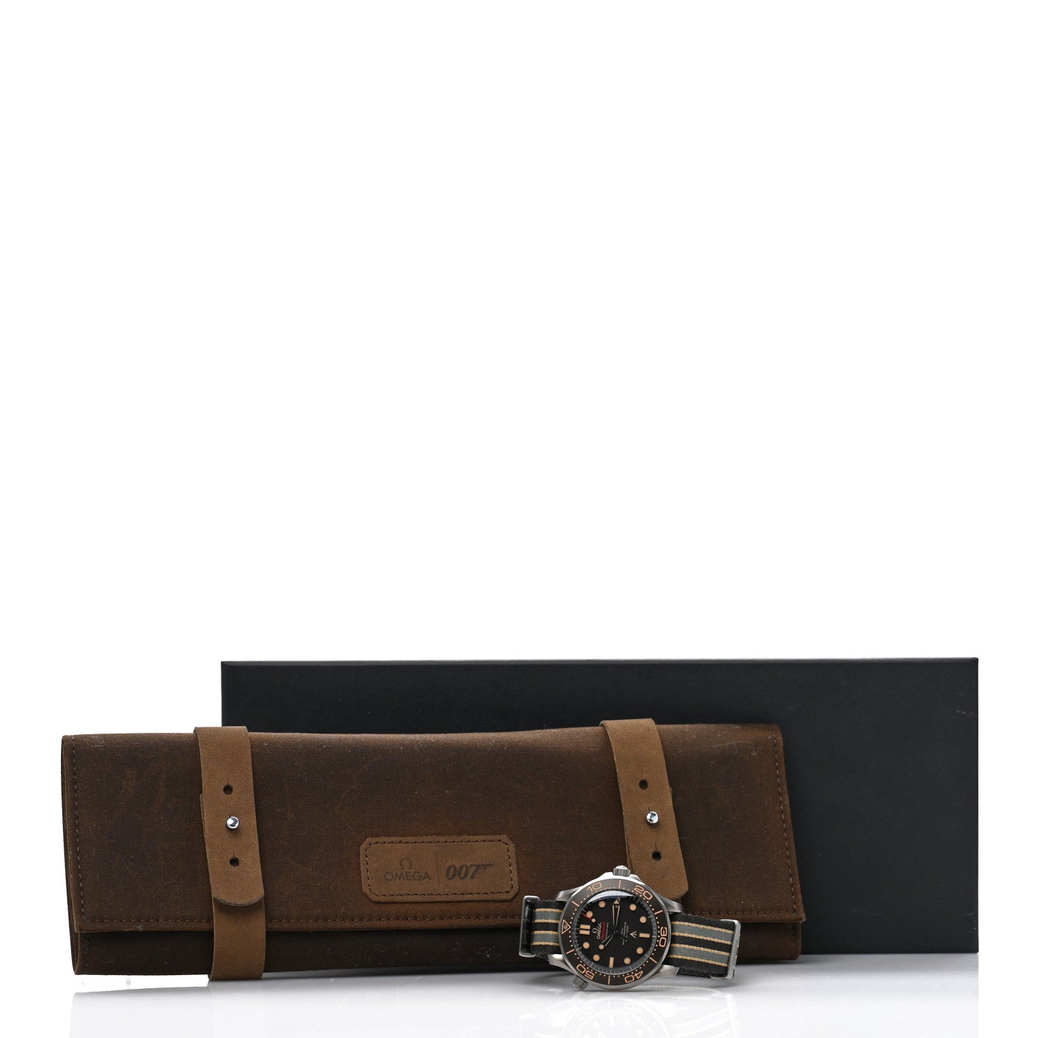Omega Titanium Fabric 42mm Seamaster Diver 300M 007 Automatic Watch Black 210.92.42.20.01.001 5 of 5