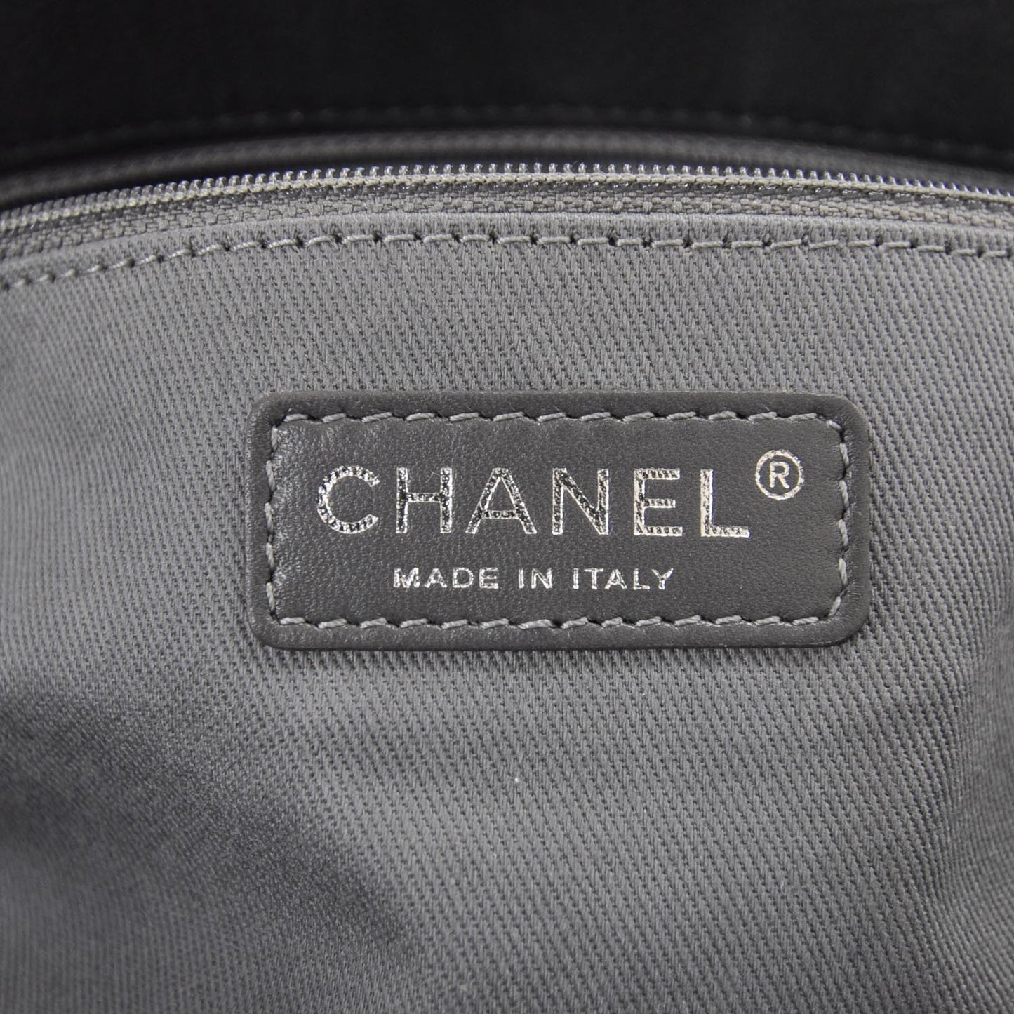 Iridescent Calfskin Glint Accordion Flap Black