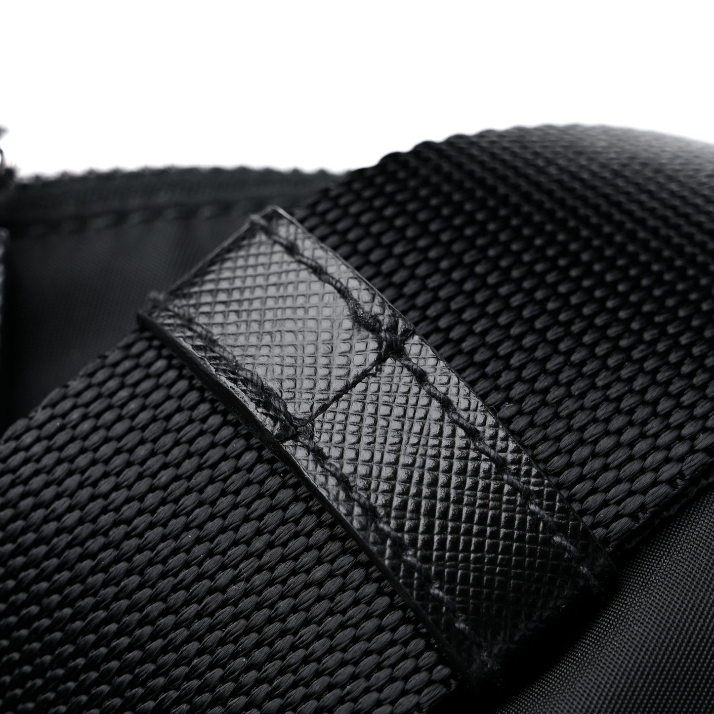 Tessuto Nylon Vela Saffiano Tote Black