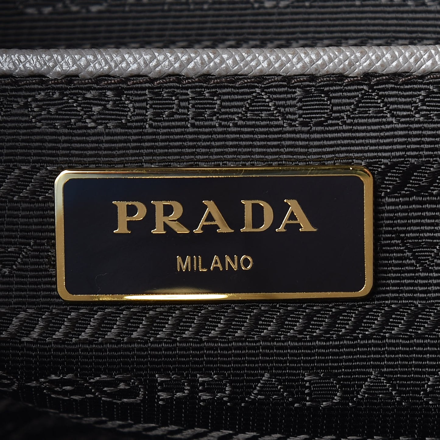 Saffiano Lux Large Tote Argilla