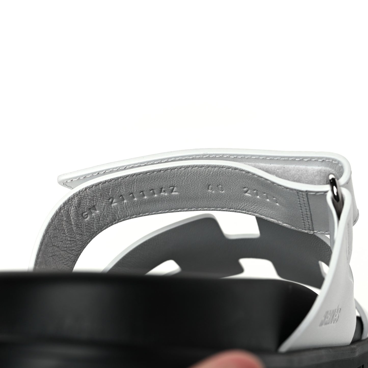 Calfskin Womens Chypre Sandals 40 White