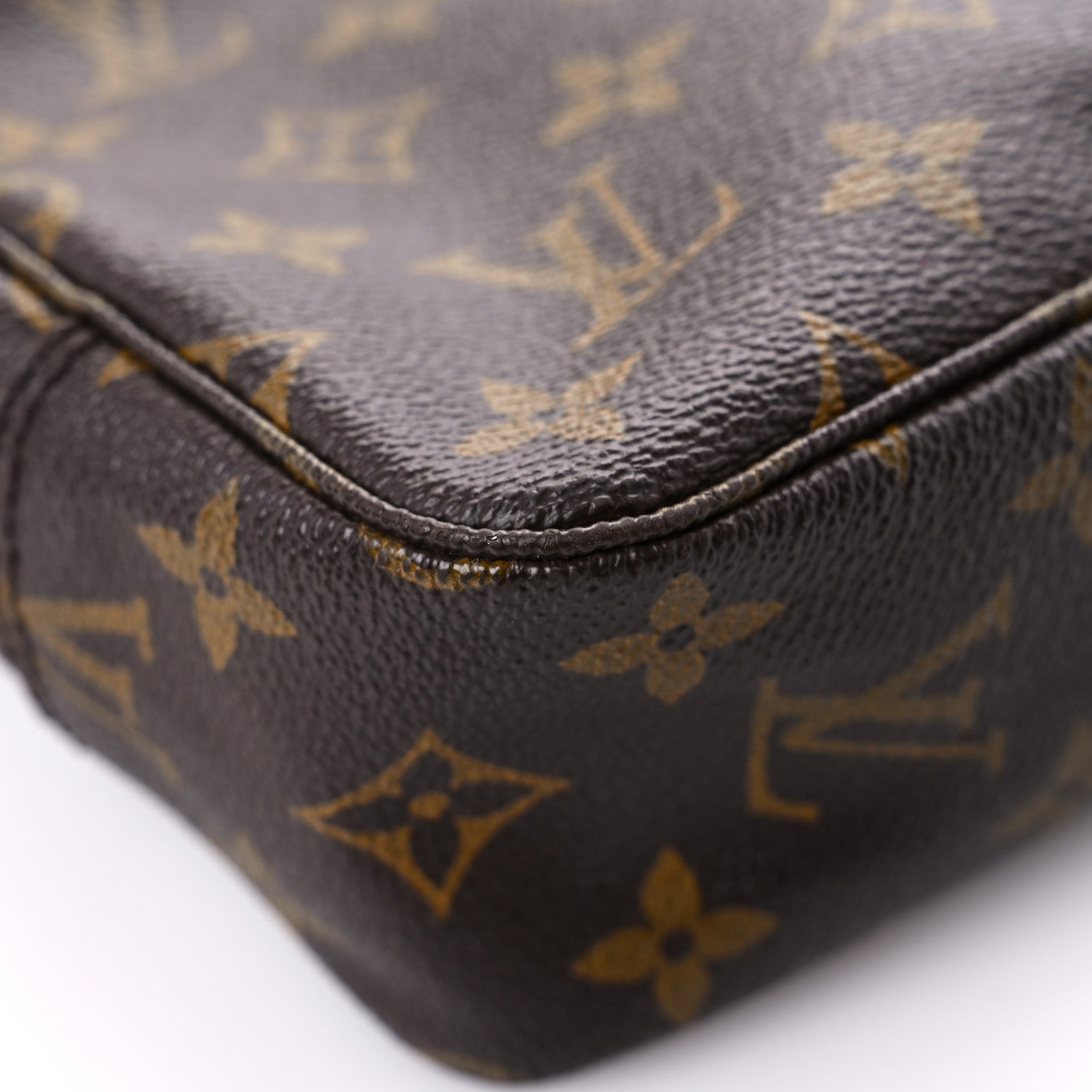 Louis Vuitton Monogram Trousse Toilette 23 9 of 15
