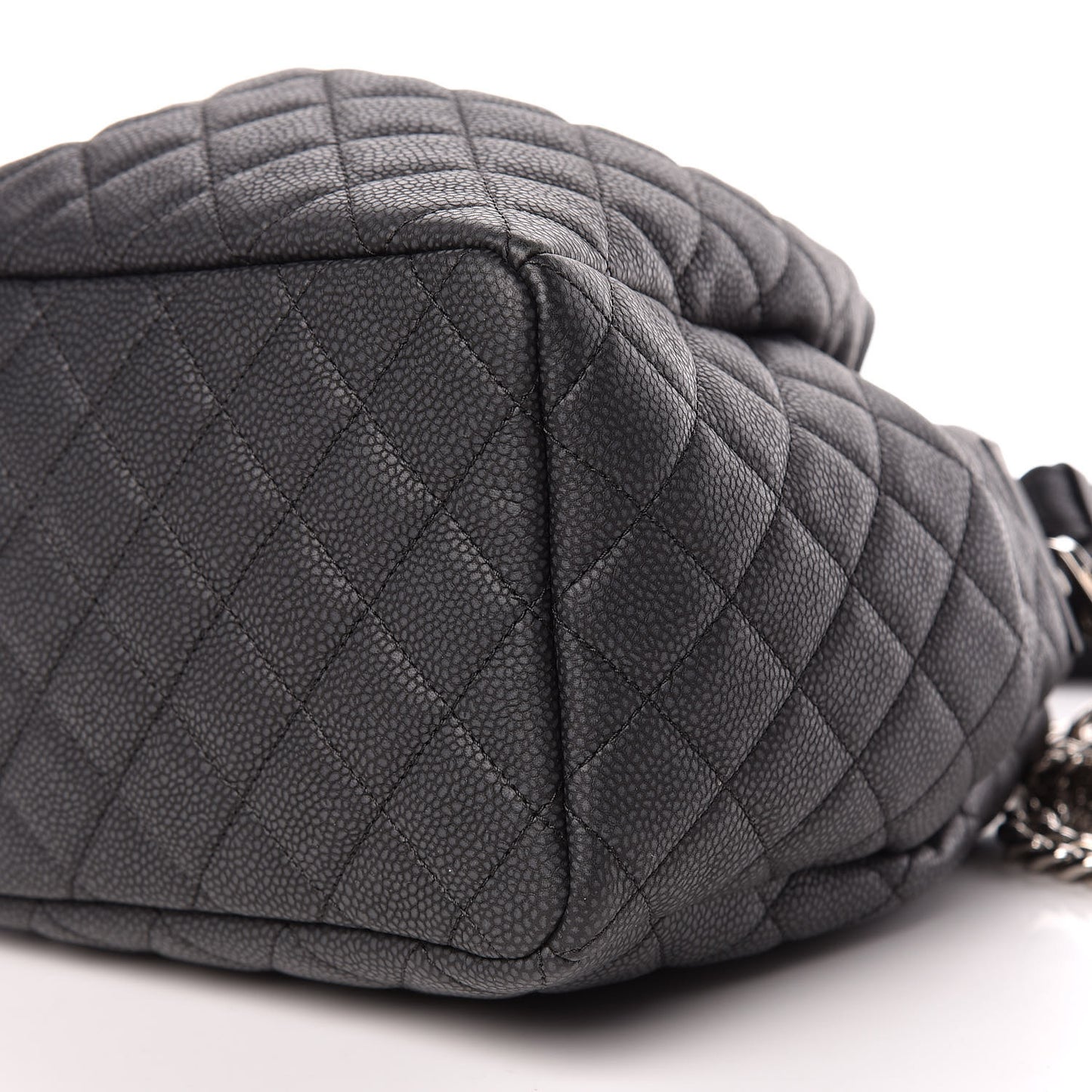 Caviar Flat Quilted CC Chain Bucket Drawstring Bag Black