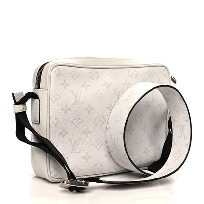 Louis Vuitton Taiga Monogram Outdoor Messenger White 3 of 10