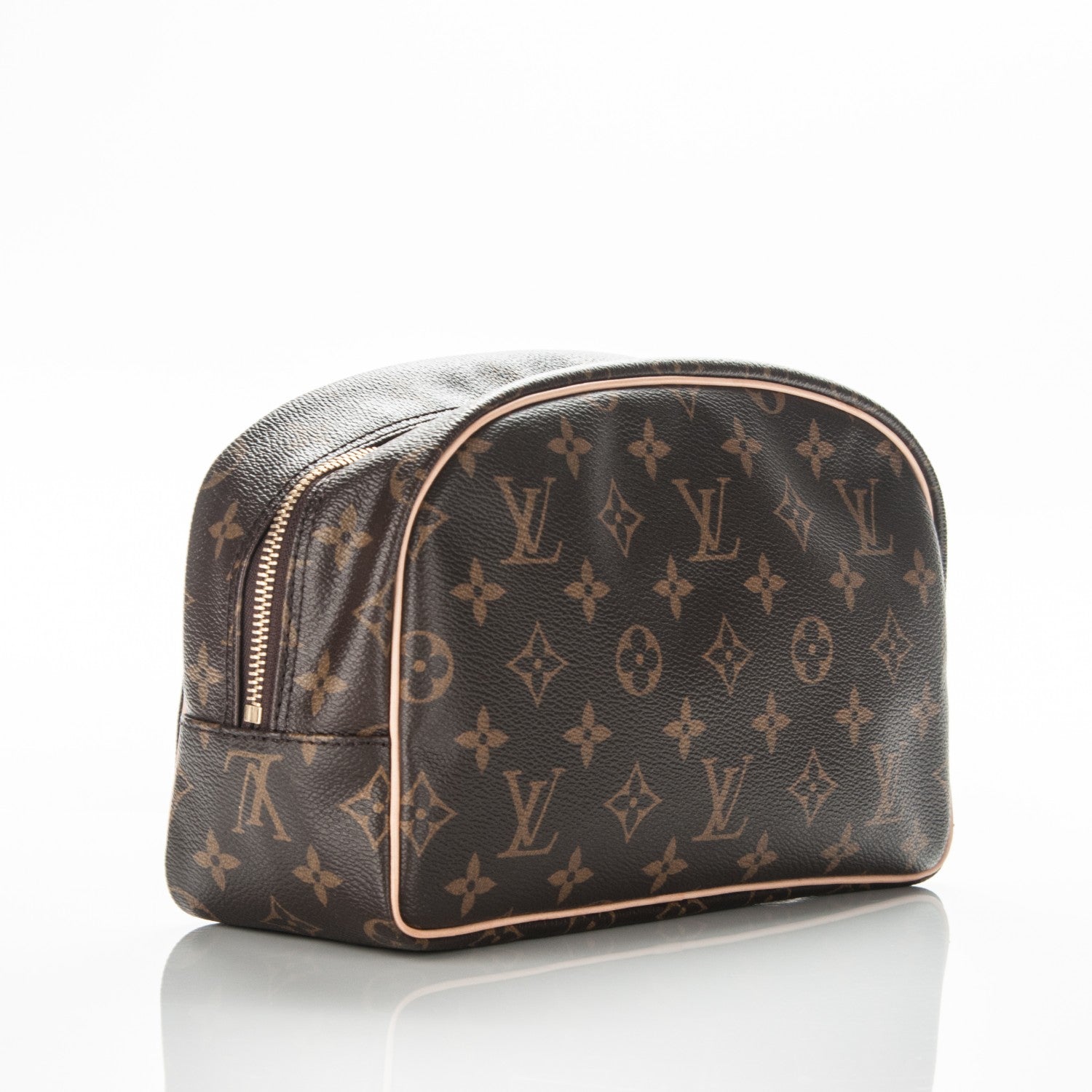 Louis Vuitton Monogram Toiletry 25 3 of 6