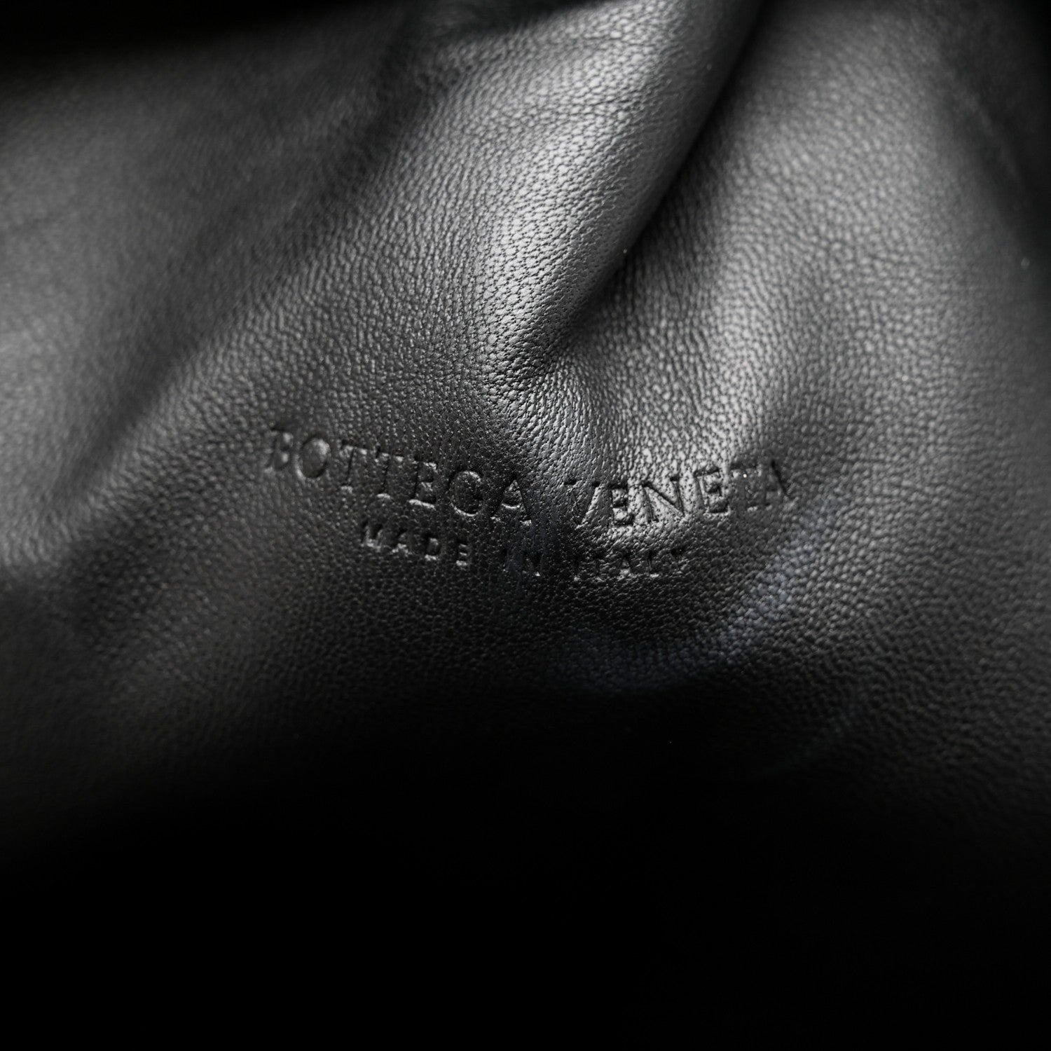 Bottega Veneta Nappa Maxi Intreccio The Pouch Oversized Clutch Black 6 of 7