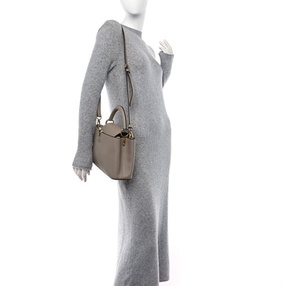 Louis Vuitton Taurillon Capucines BB Galet 2 of 9