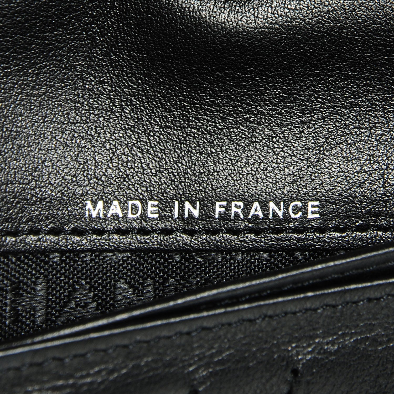 Chanel Patent CC Yen Wallet Black 8 of 9